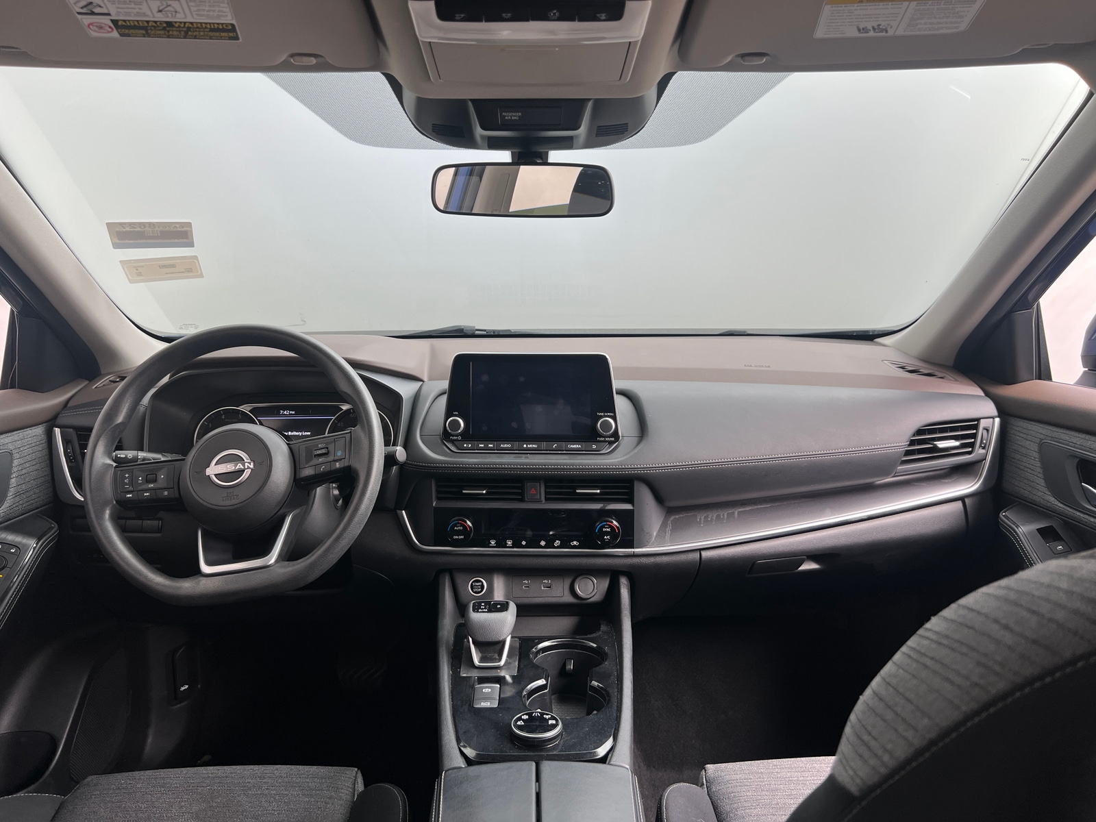 Thumbnail: 2023 Nissan Rogue - 3