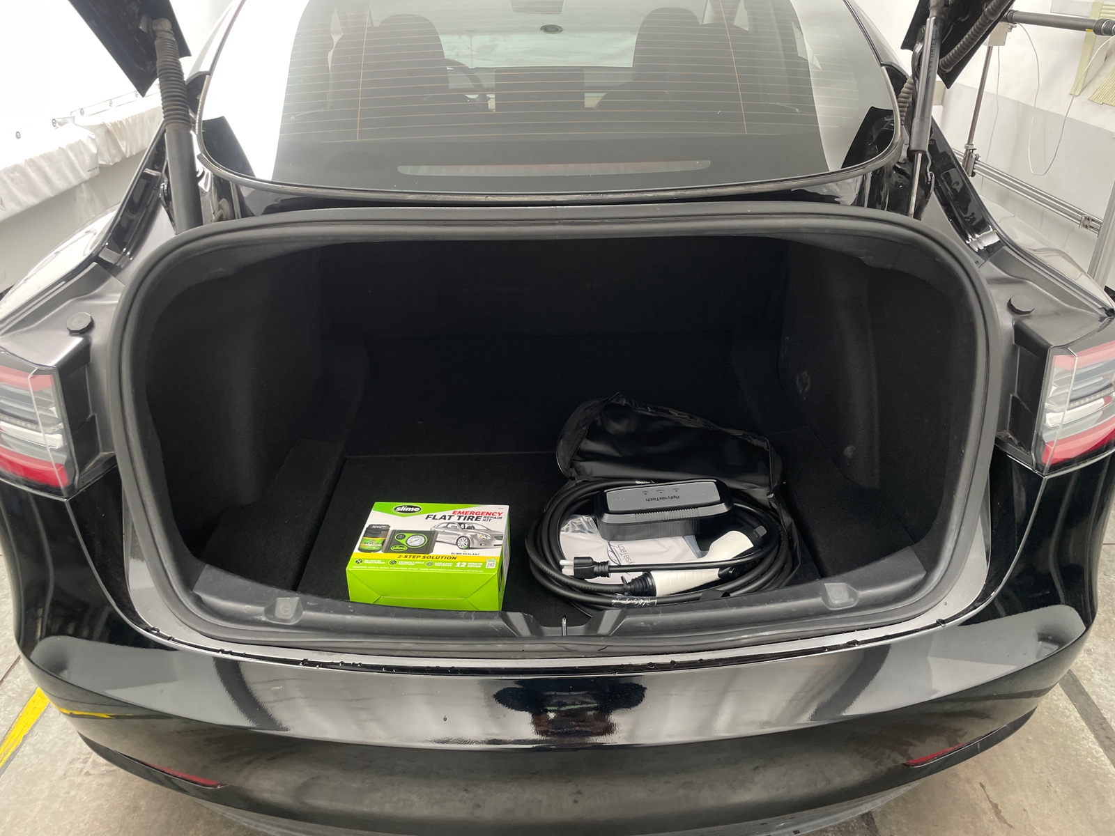 Thumbnail: 2023 Tesla Model 3 - 6