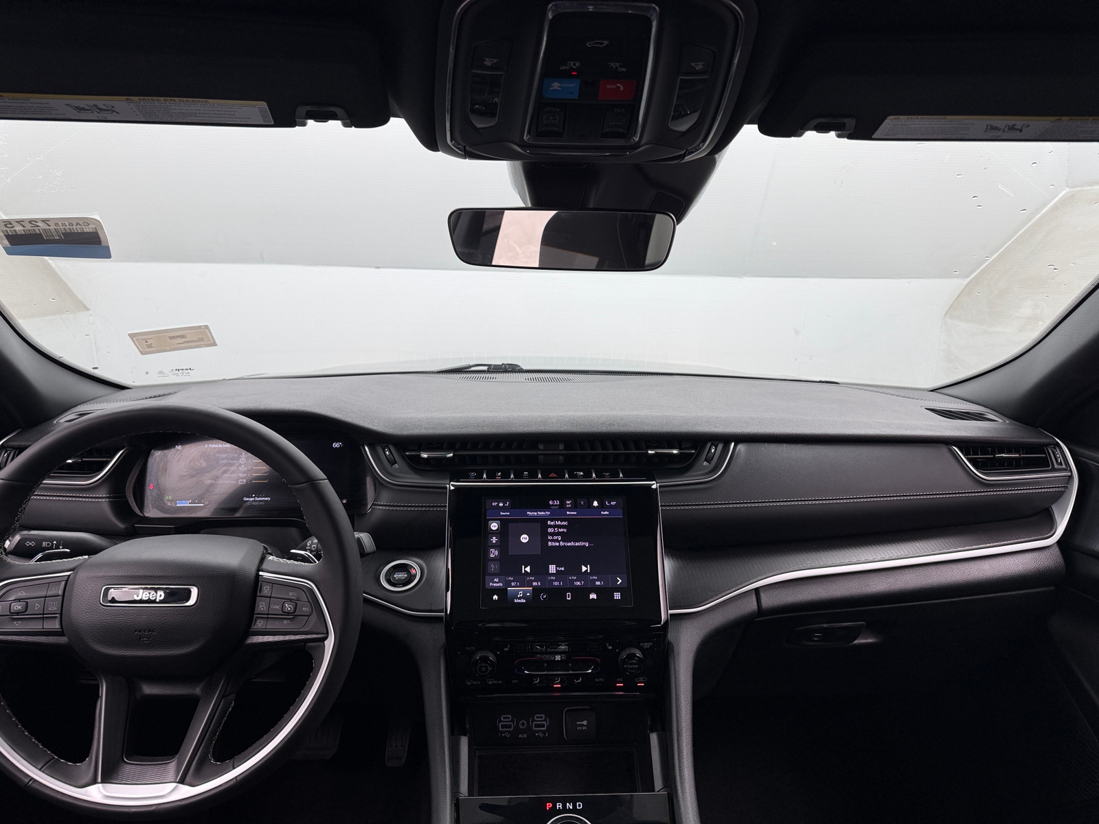 Thumbnail: 2025 Jeep Grand Cherokee - 3
