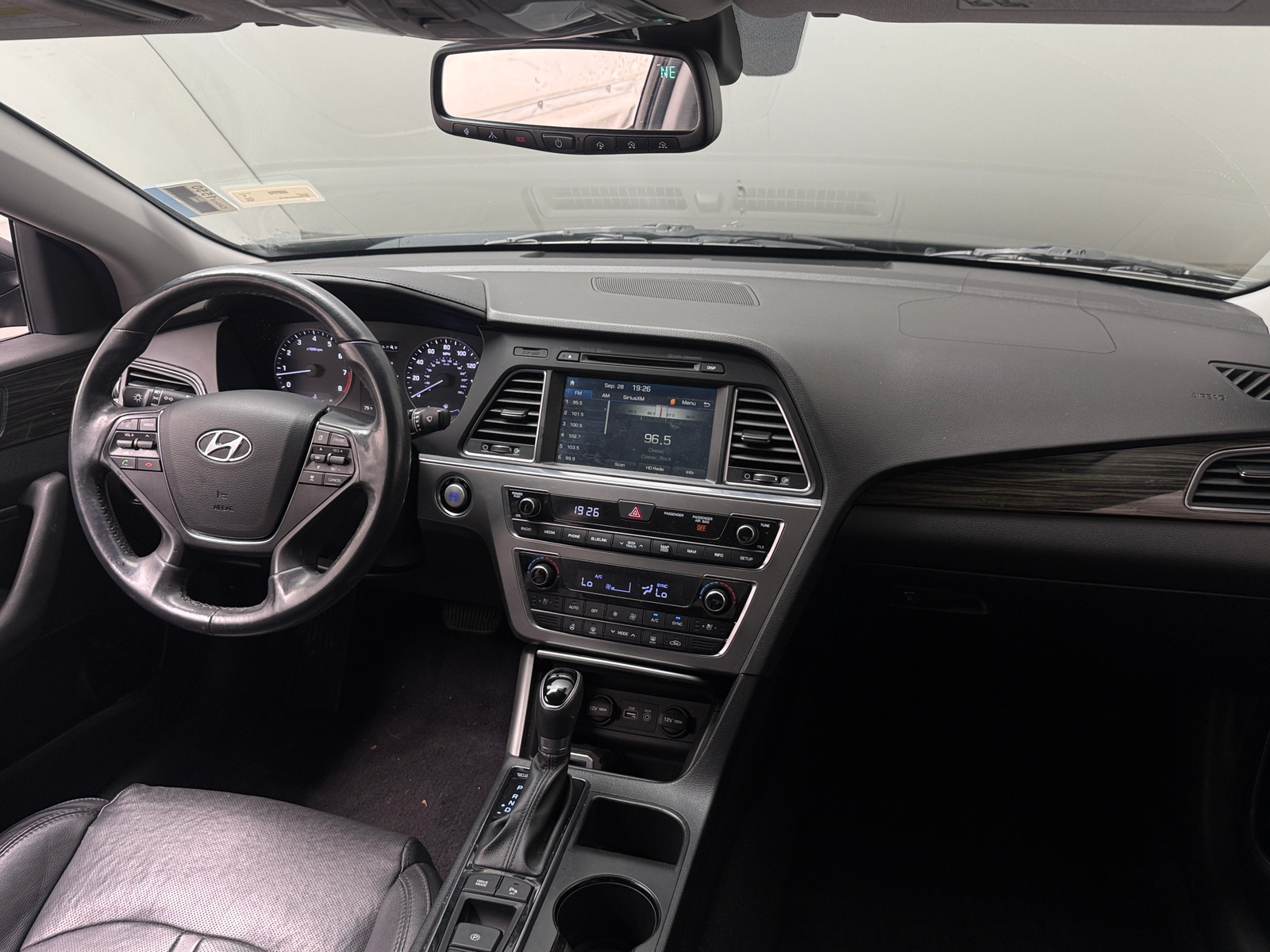Thumbnail: 2016 Hyundai Sonata - 2