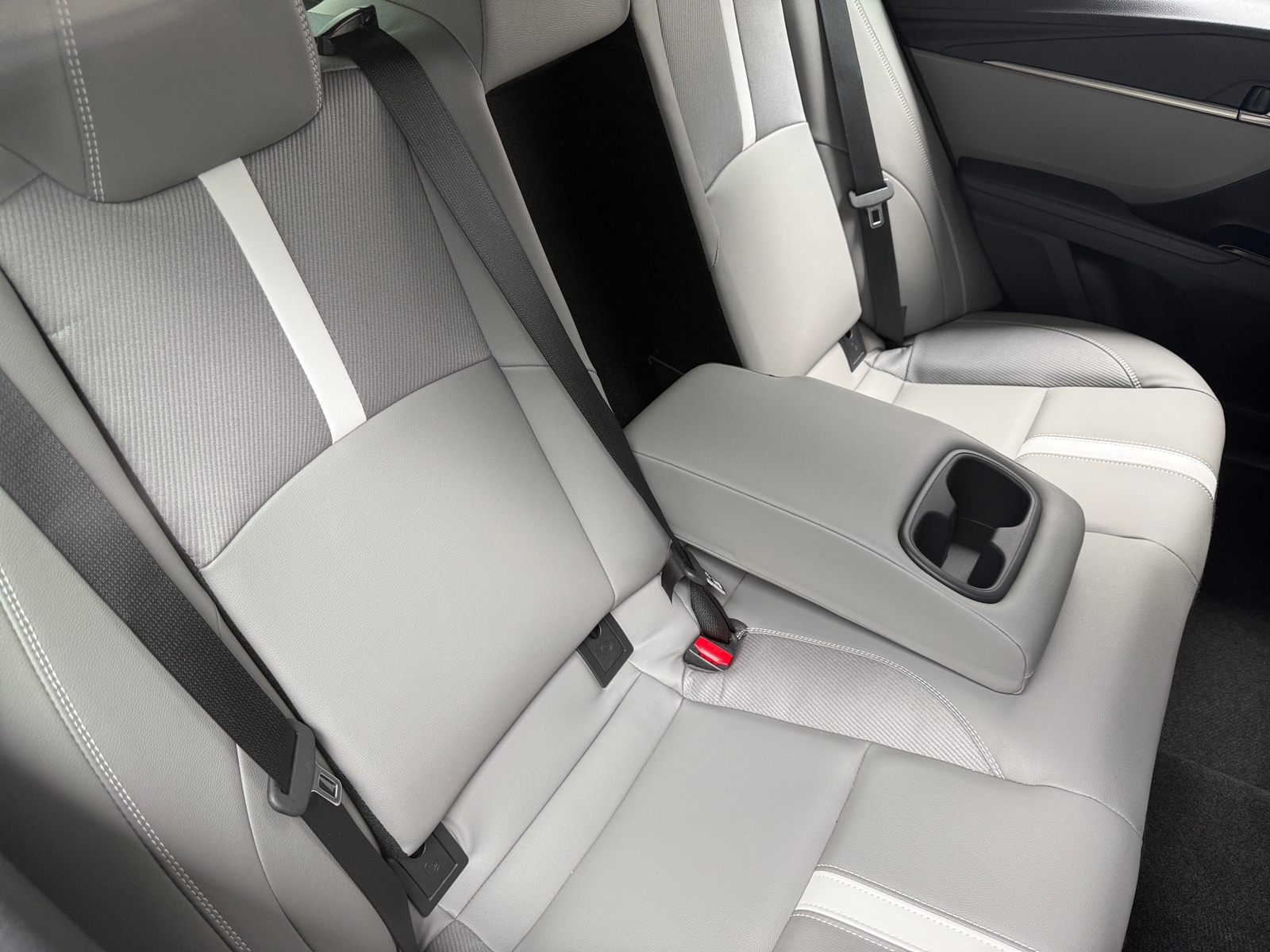 Thumbnail: 2025 Toyota Camry - 6