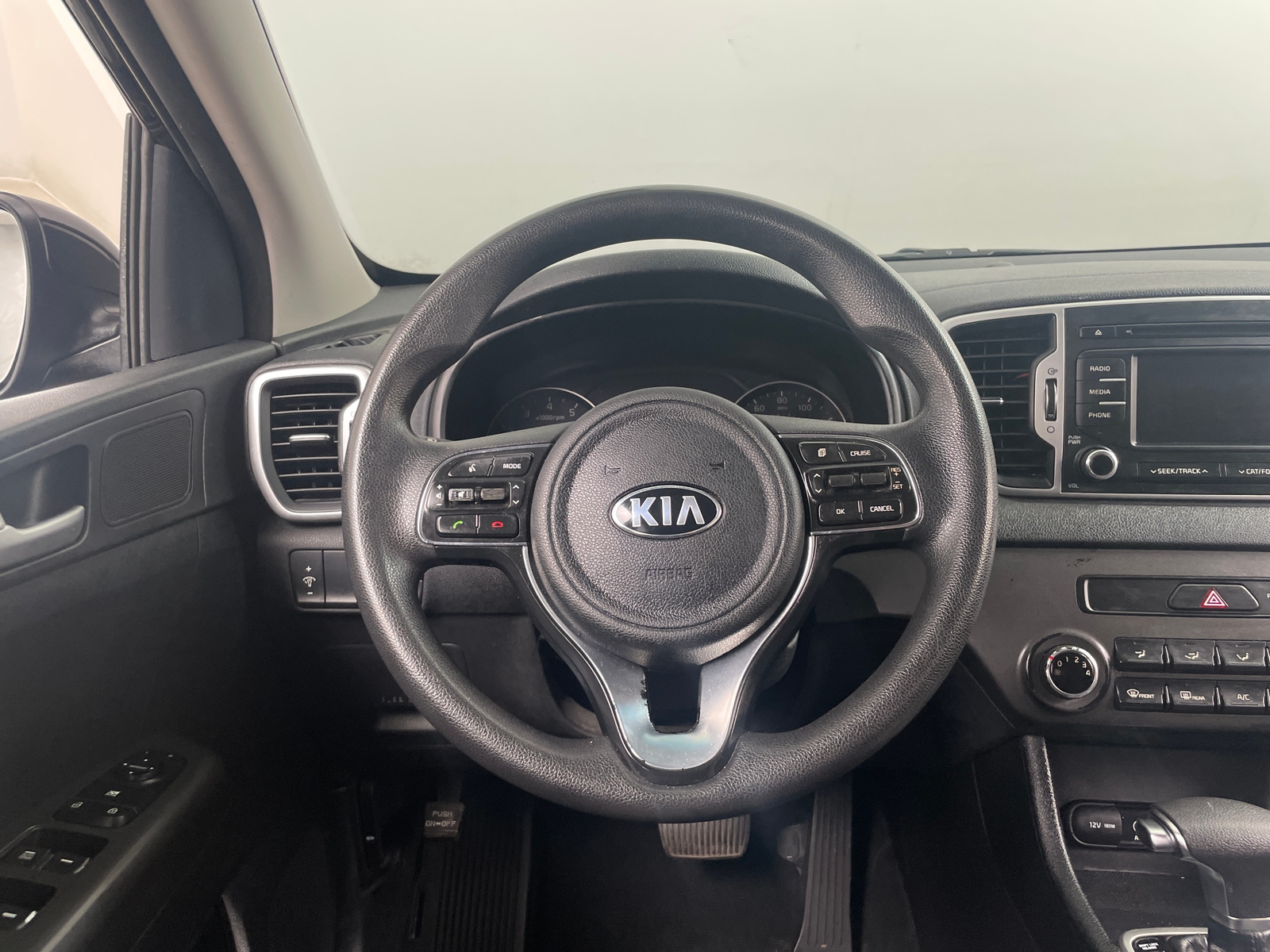 Thumbnail: 2017 Kia Sportage - 5