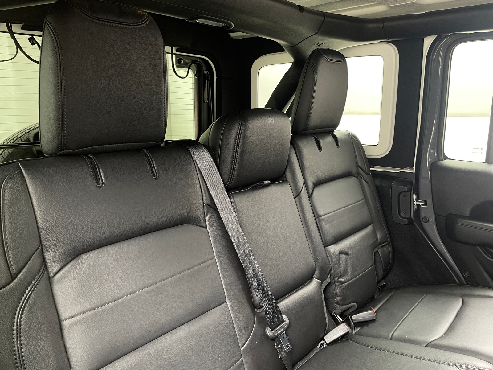 Thumbnail: 2020 Jeep Wrangler - 5