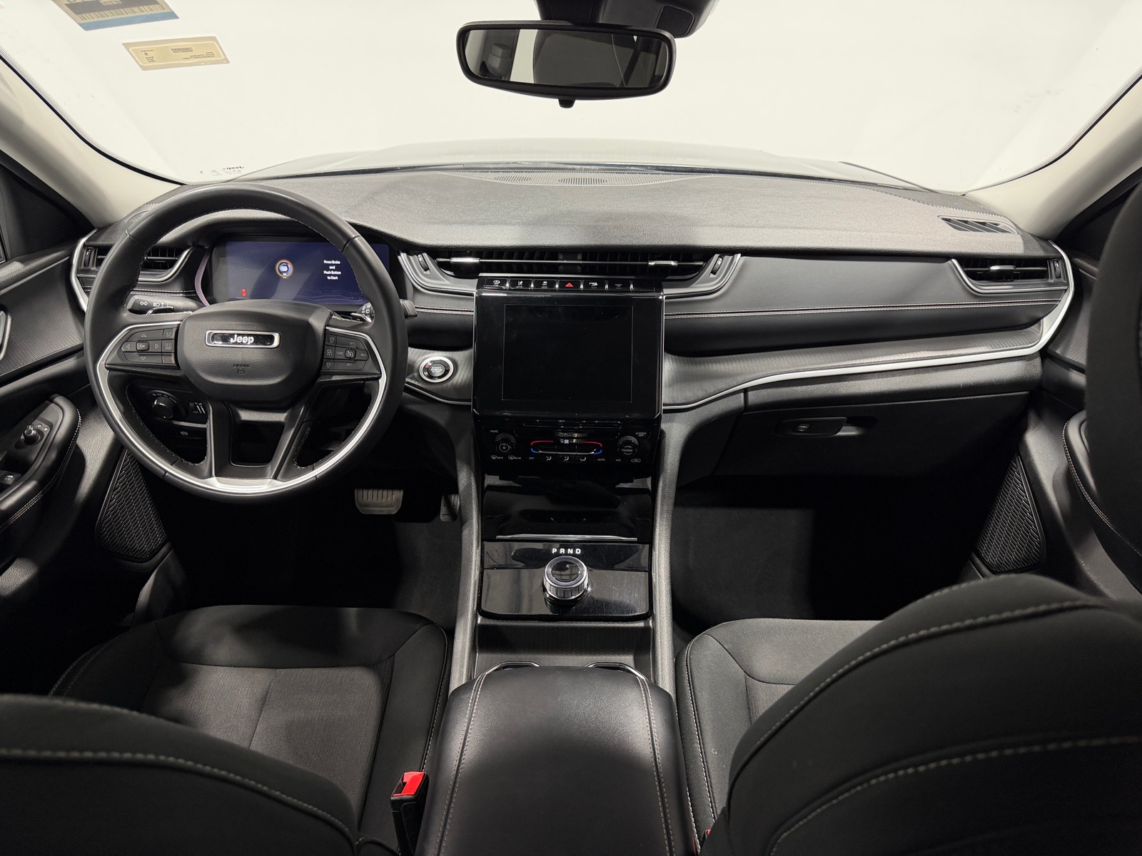 Thumbnail: 2024 Jeep Grand Cherokee - 3