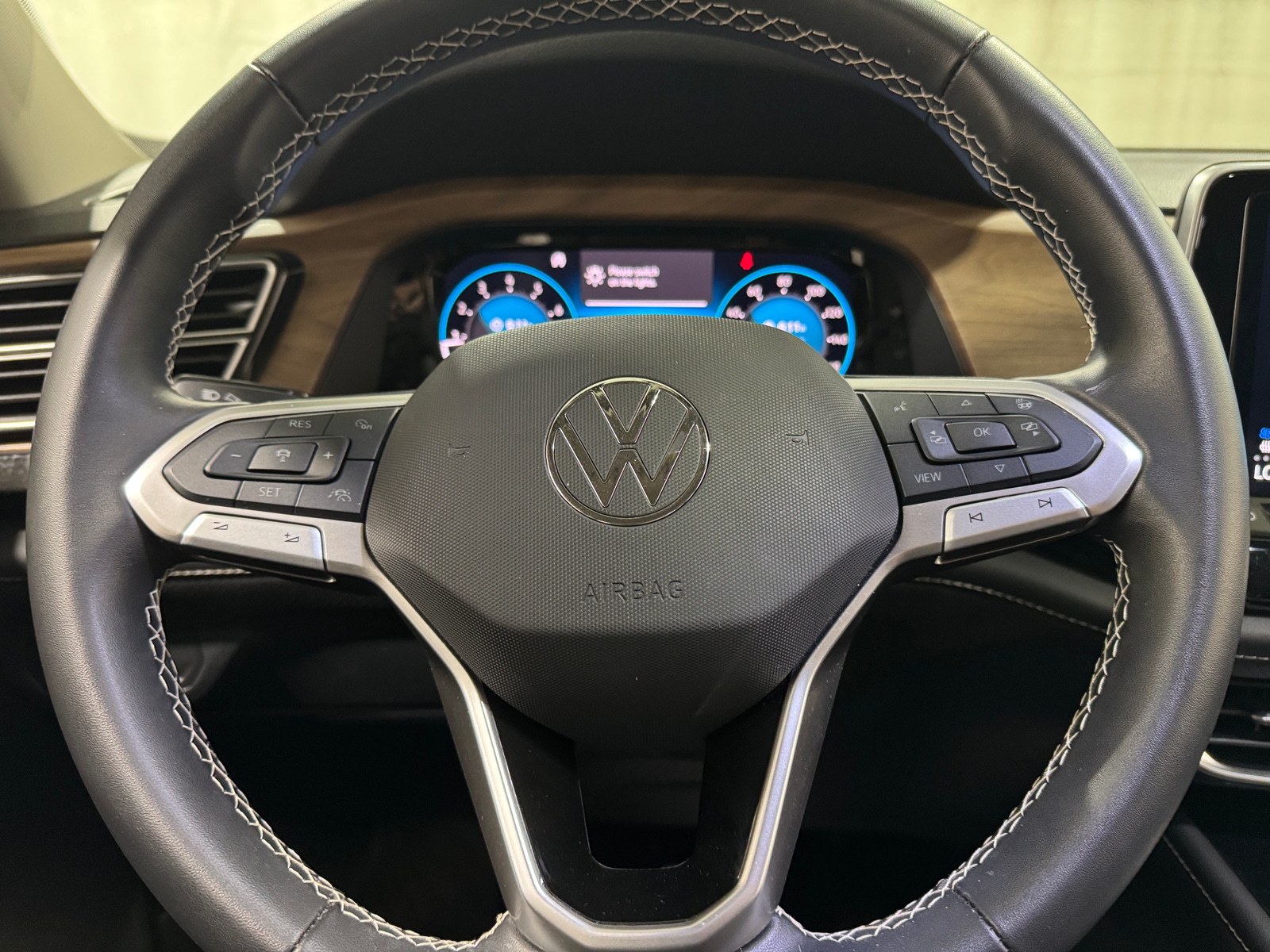 Thumbnail: 2026 Volkswagen Atlas - 5