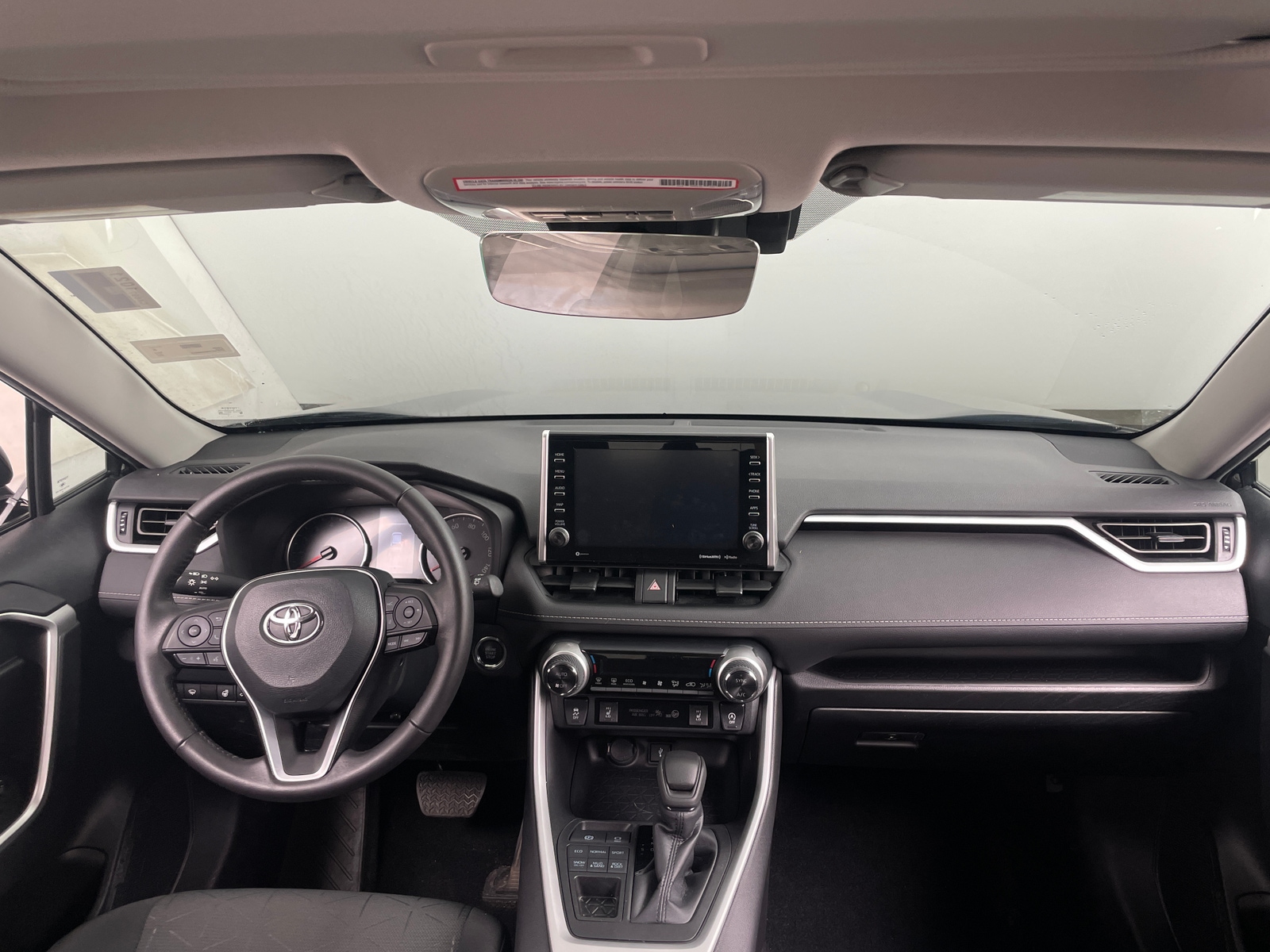 Thumbnail: 2022 Toyota RAV4 - 3