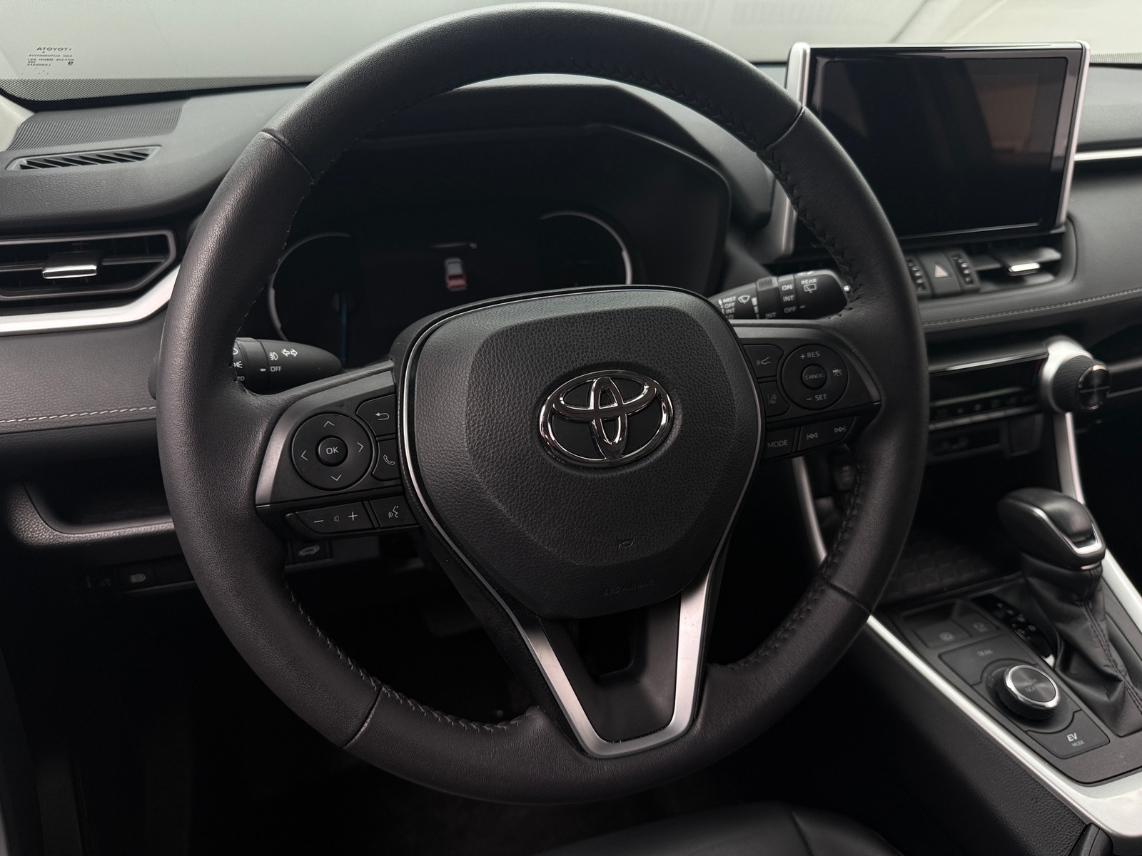 Thumbnail: 2024 Toyota RAV4 - 4