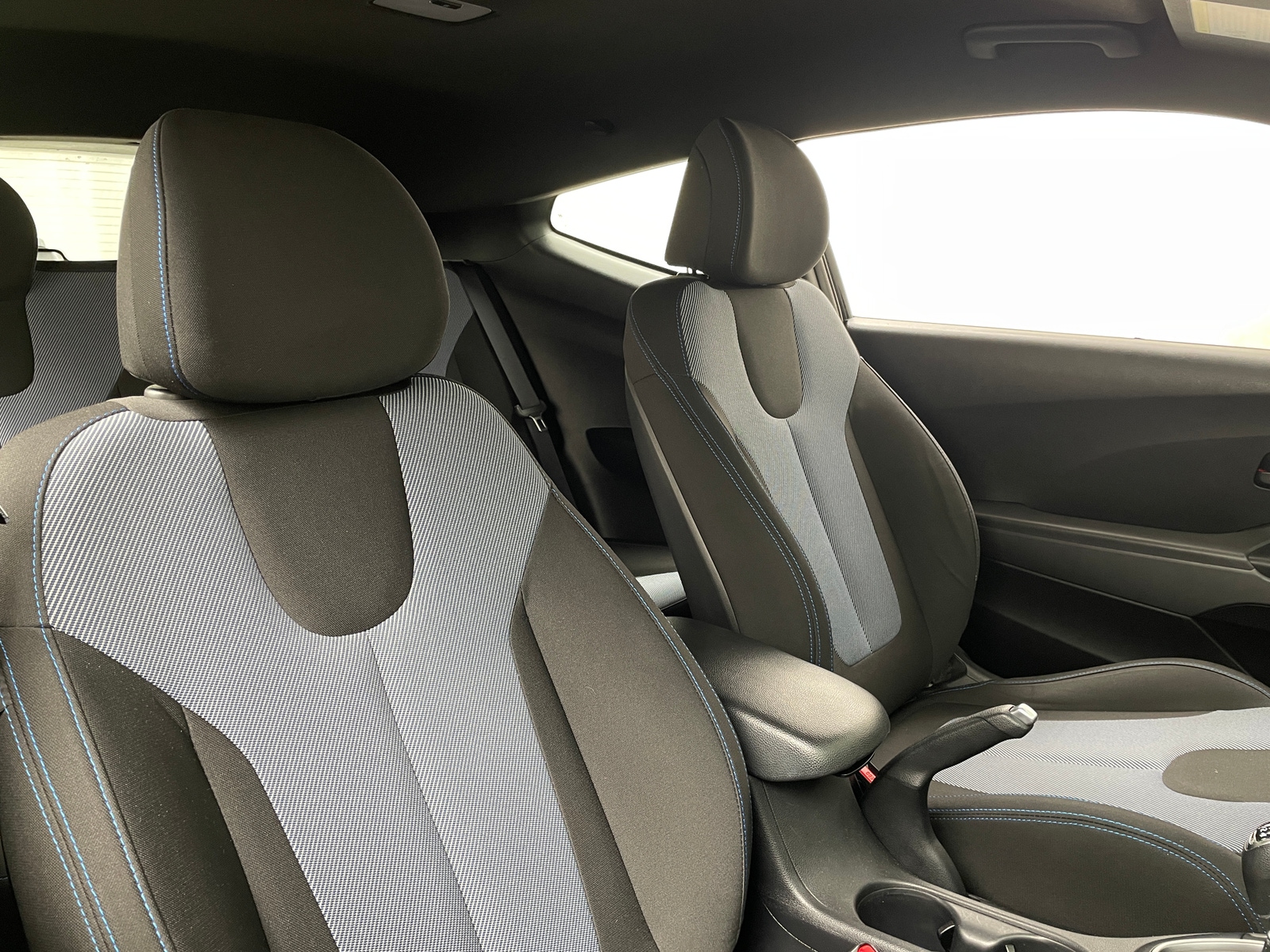 Thumbnail: 2020 Hyundai Veloster - 2