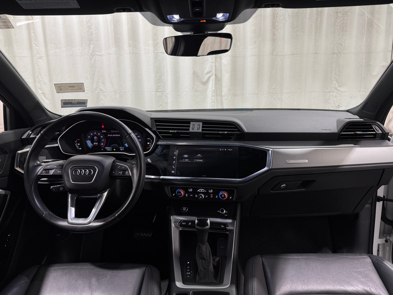 Thumbnail: 2023 Audi Q3 - 3