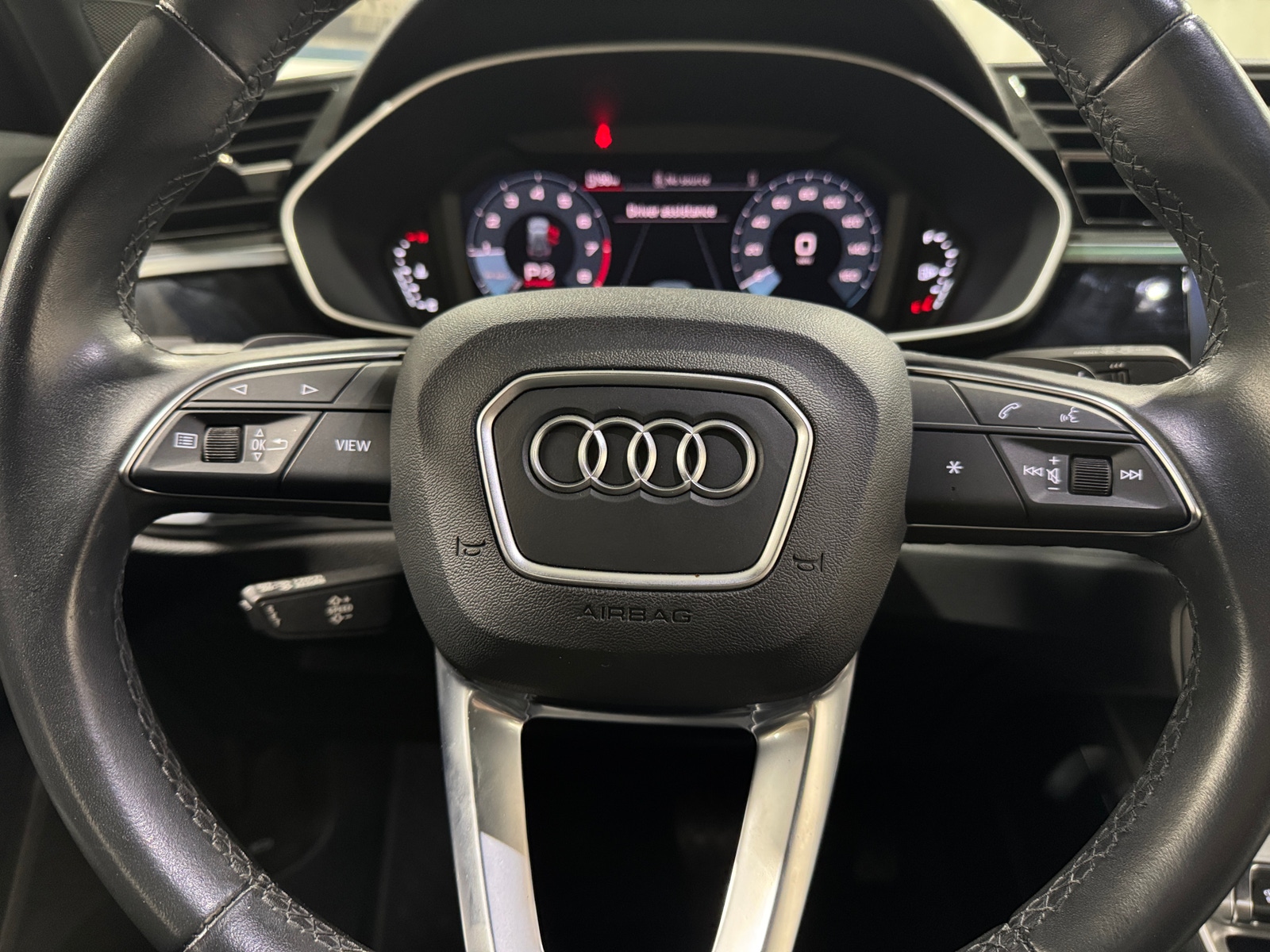 Thumbnail: 2023 Audi Q3 - 5