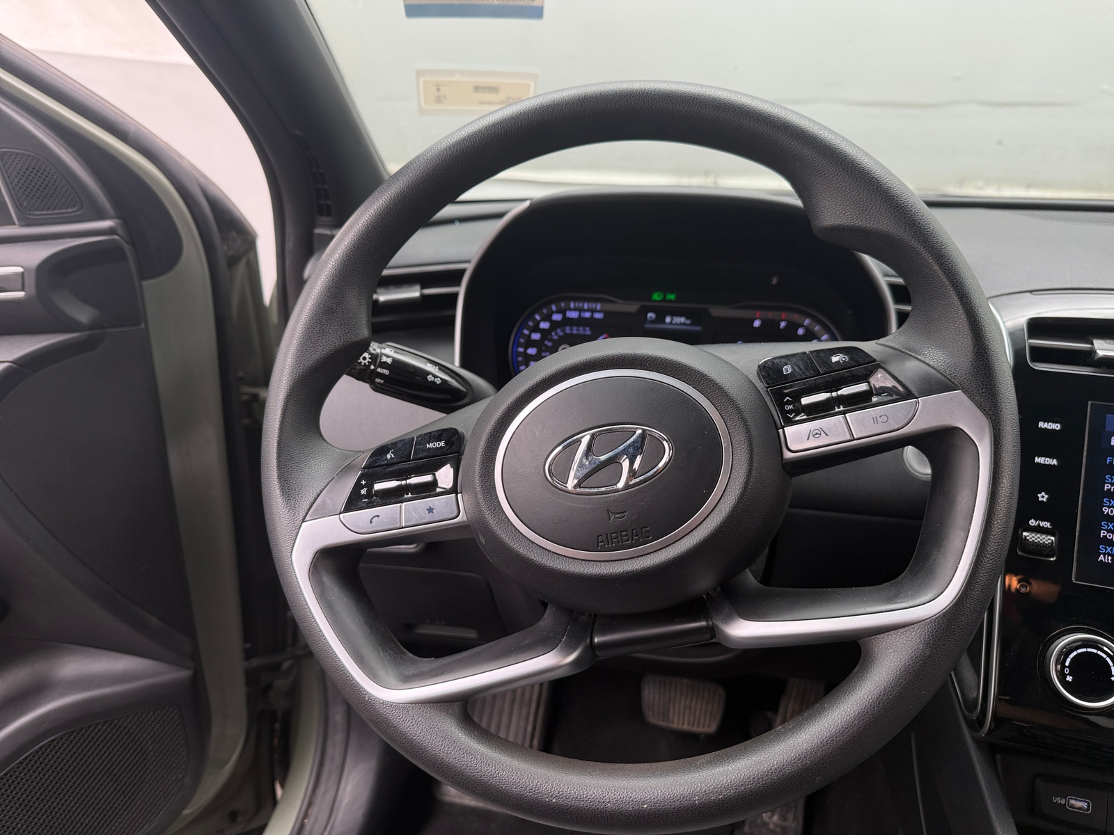 Thumbnail: 2023 Hyundai Santa Cruz - 5