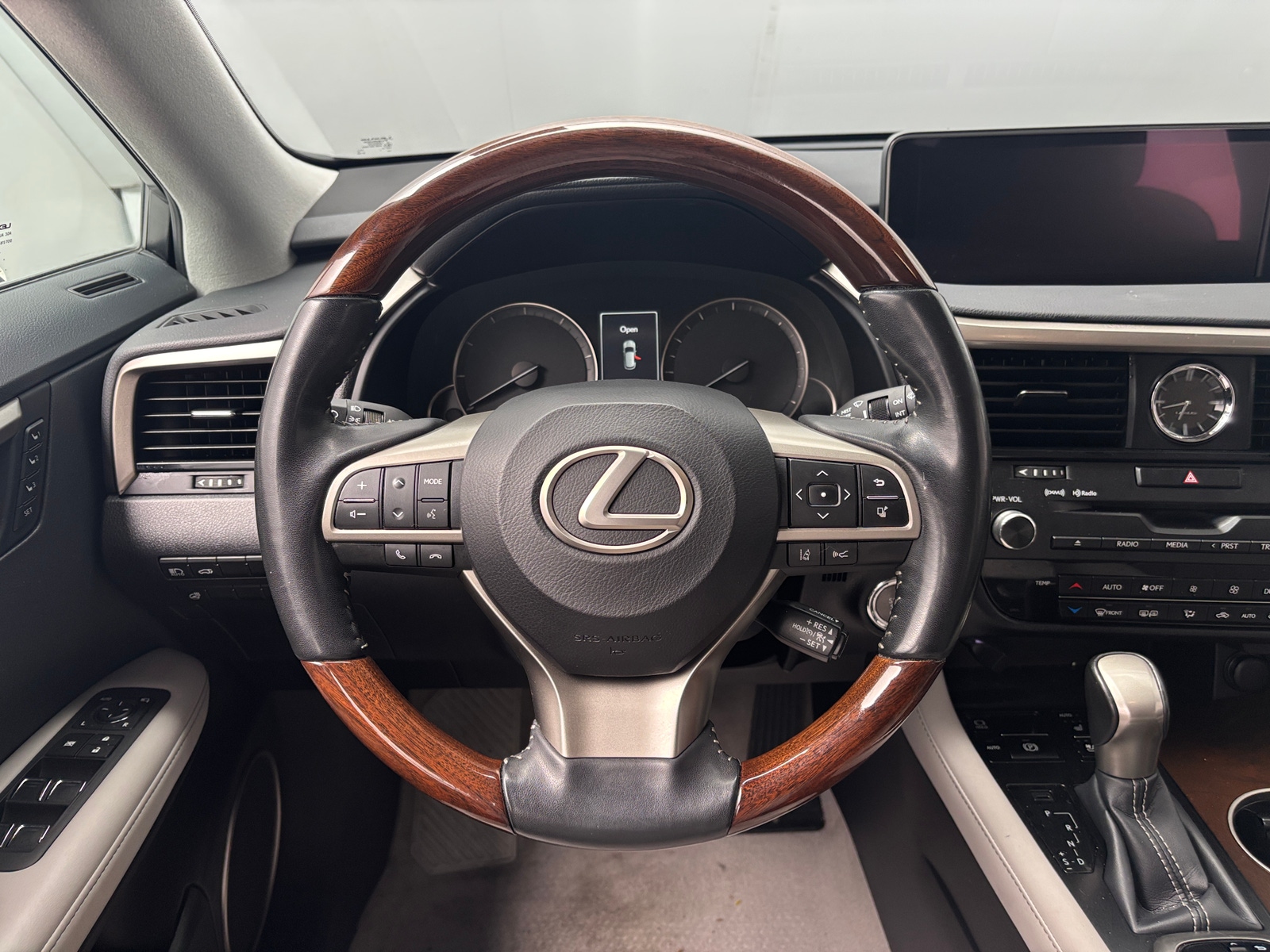 Thumbnail: 2019 Lexus RX - 5