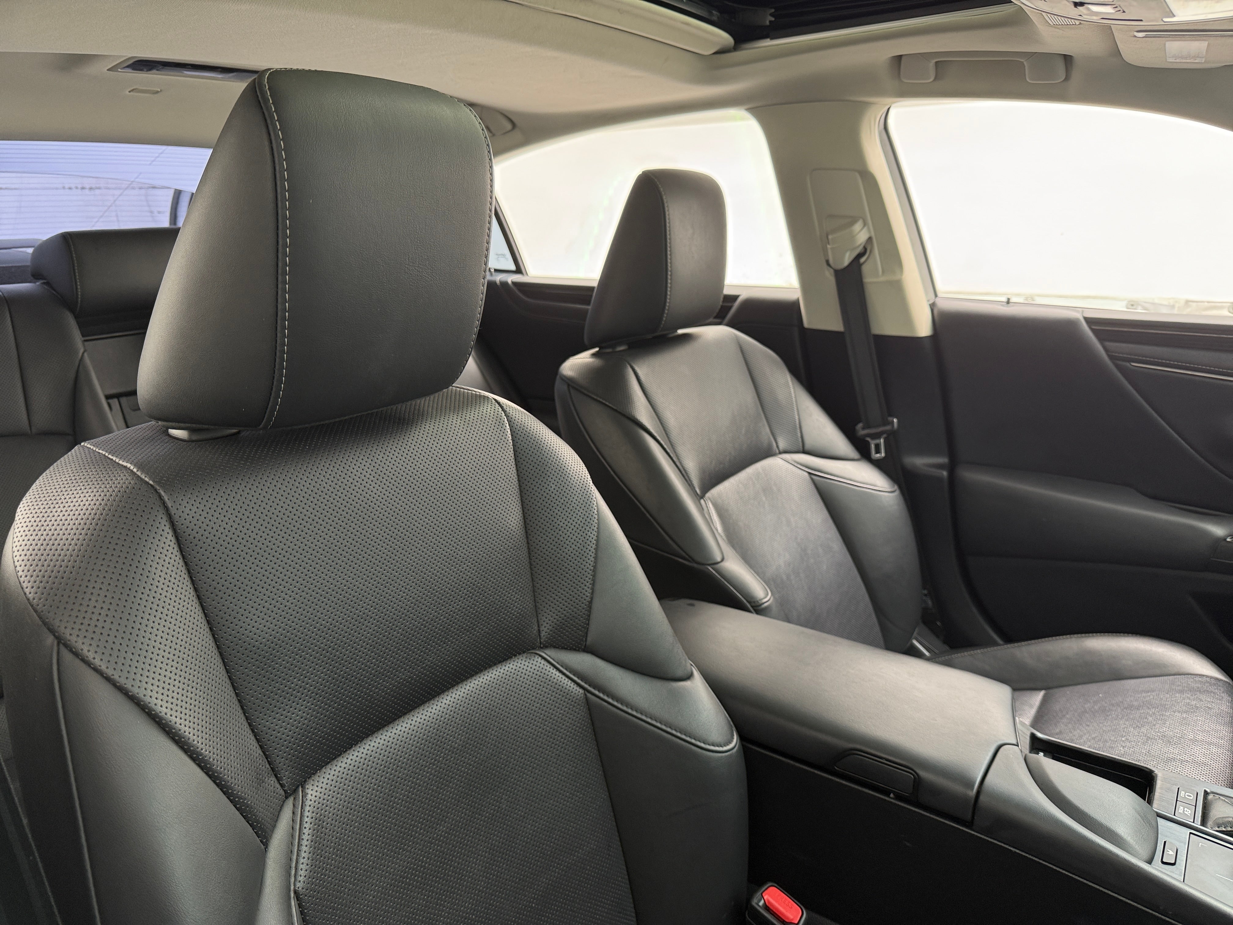 2020 Lexus ES Hybrid