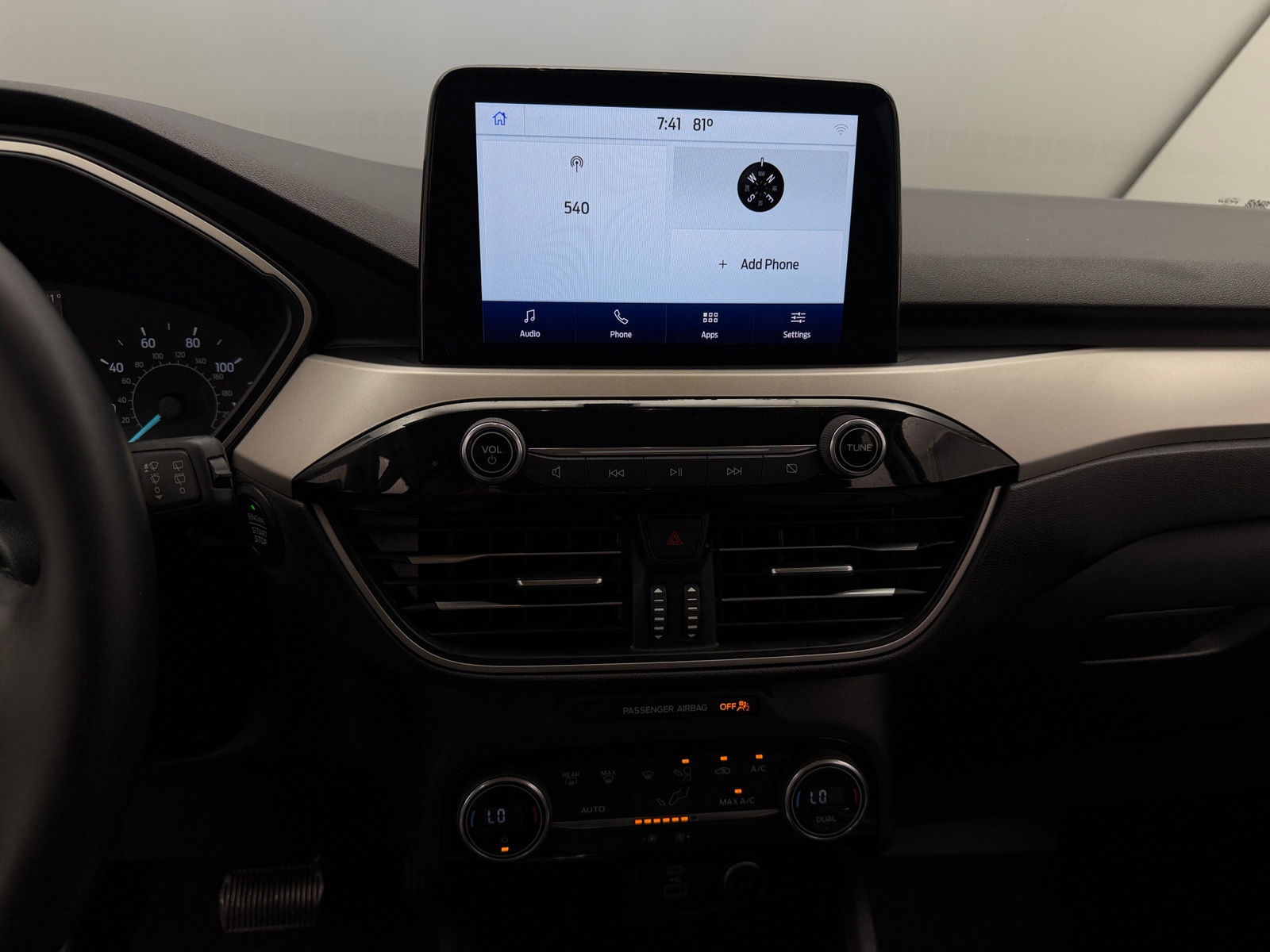 Thumbnail: 2021 Ford Escape - 4