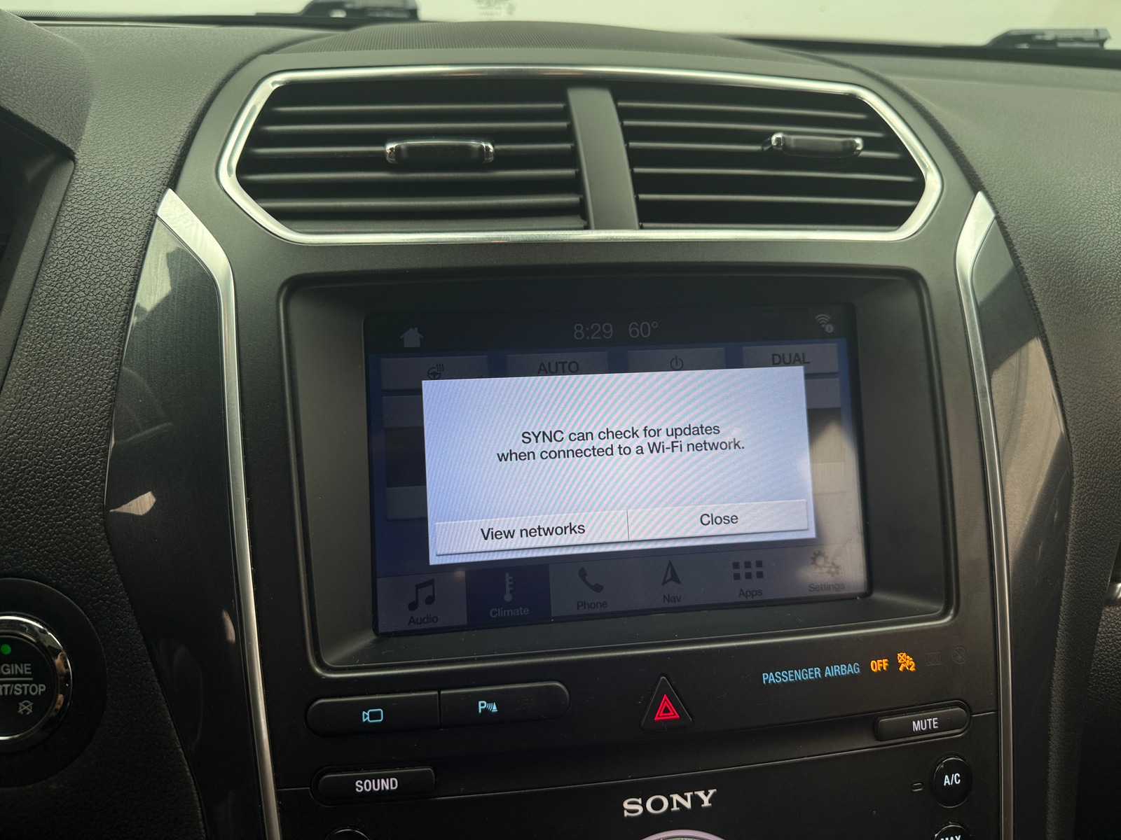 Thumbnail: 2019 Ford Explorer - 3