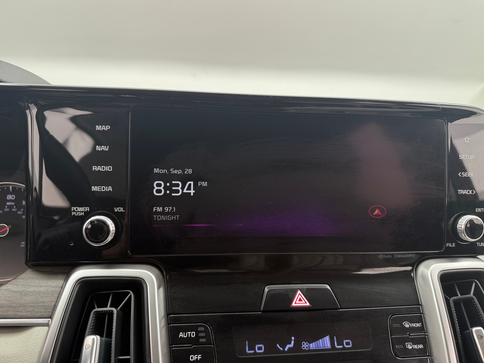Thumbnail: 2023 Kia Sorento - 3