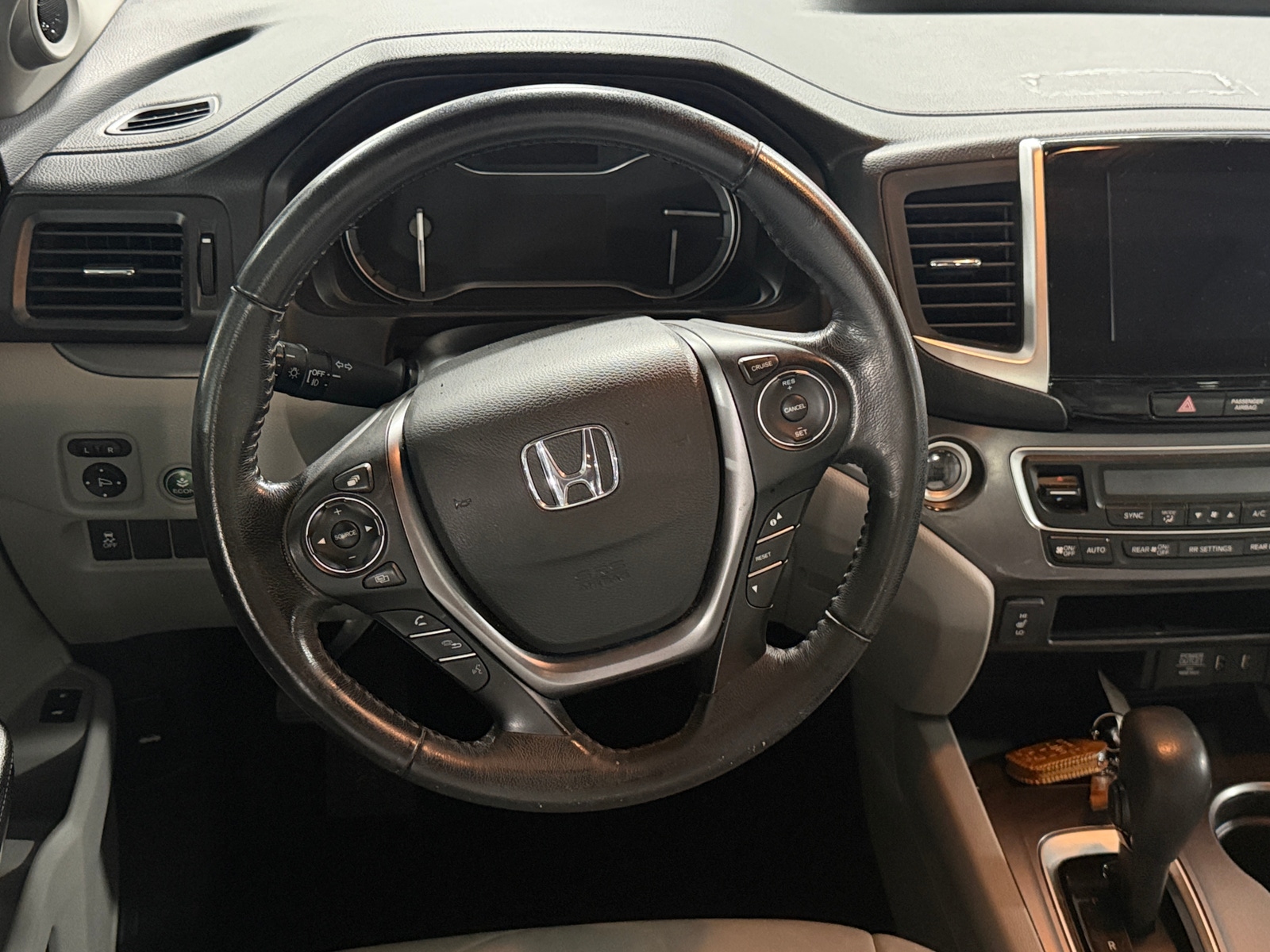 Thumbnail: 2018 Honda Pilot - 4