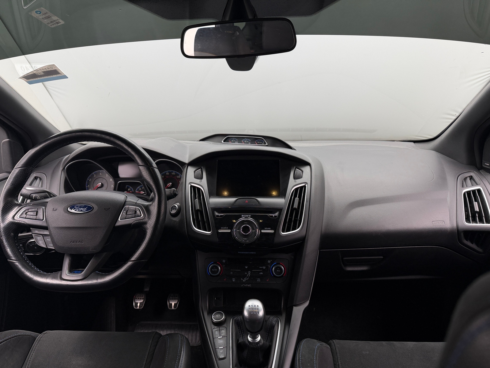 Thumbnail: 2016 Ford Focus - 3
