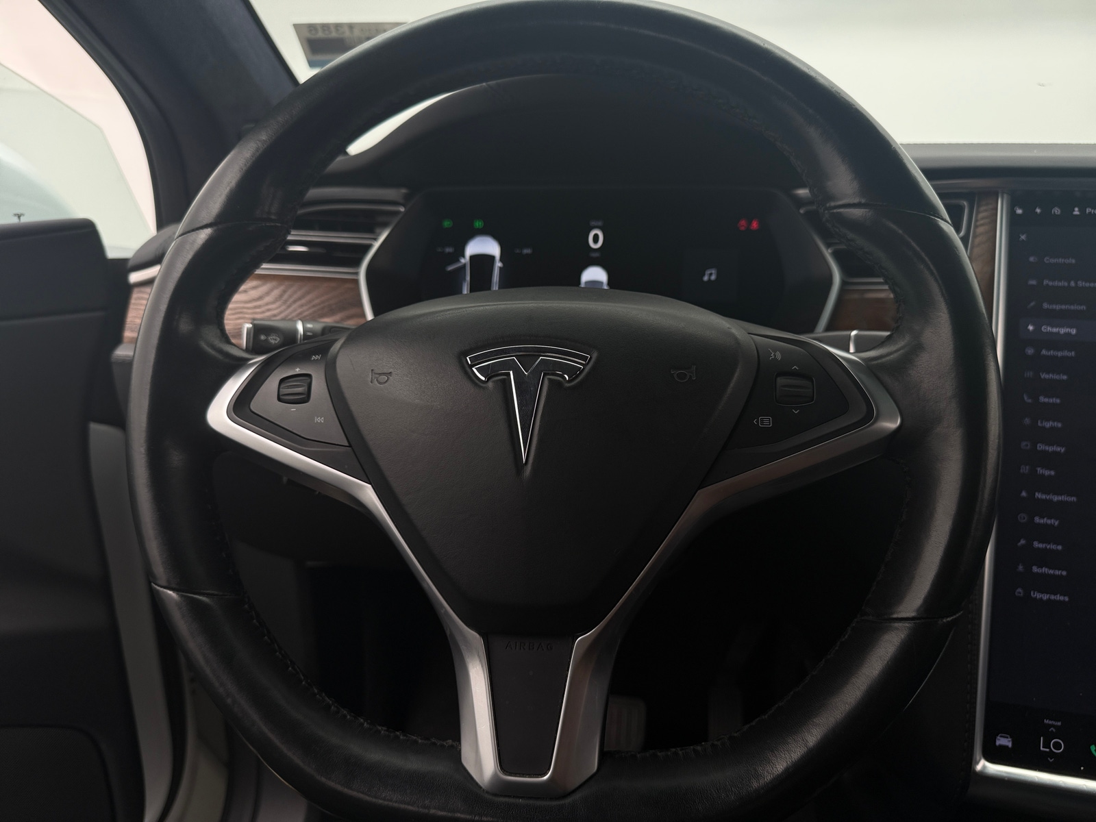 Thumbnail: 2018 Tesla Model X - 4