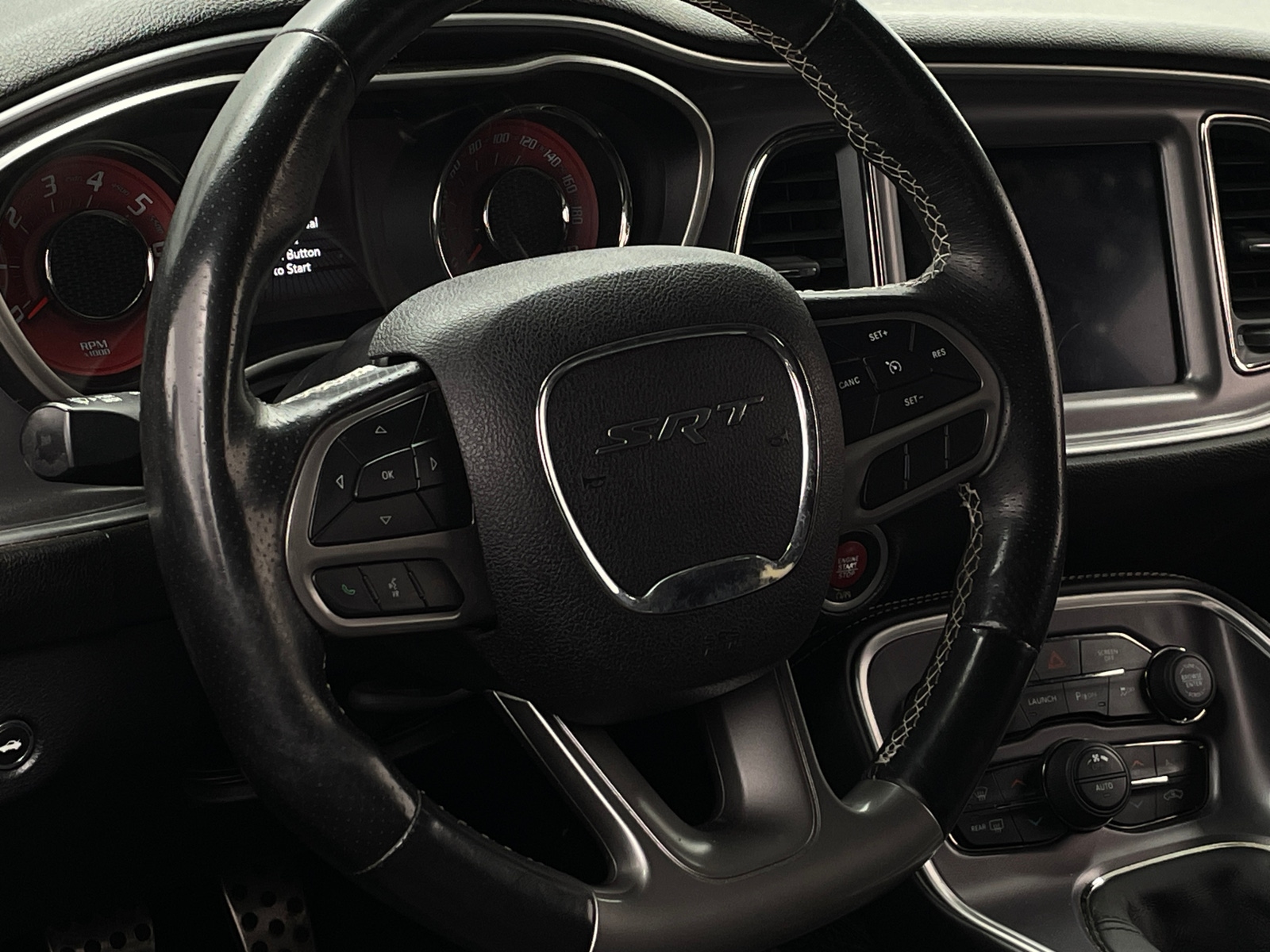 Thumbnail: 2019 Dodge Challenger - 4