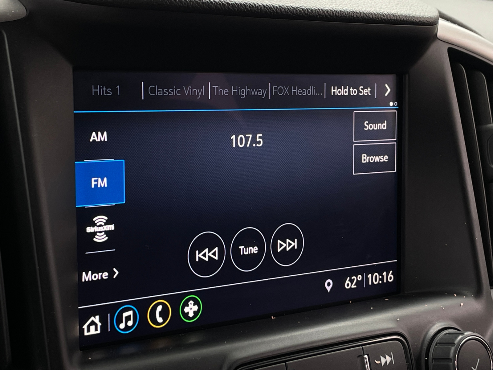 Thumbnail: 2020 GMC Terrain - 3