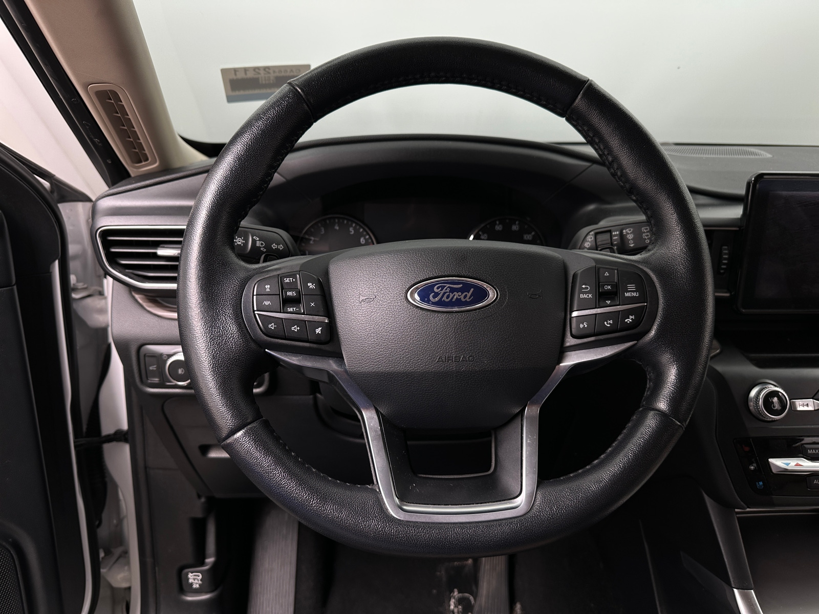 Thumbnail: 2020 Ford Explorer - 4