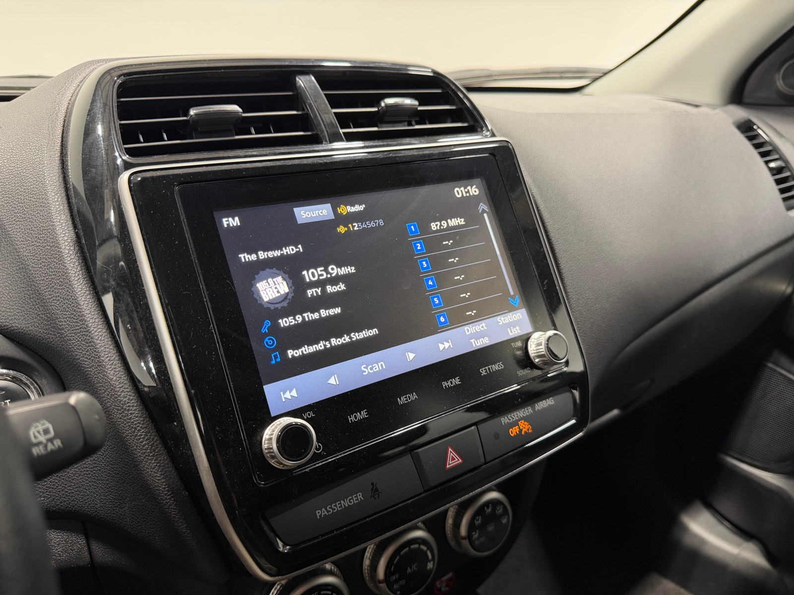 Thumbnail: 2024 Mitsubishi Outlander Sport - 4