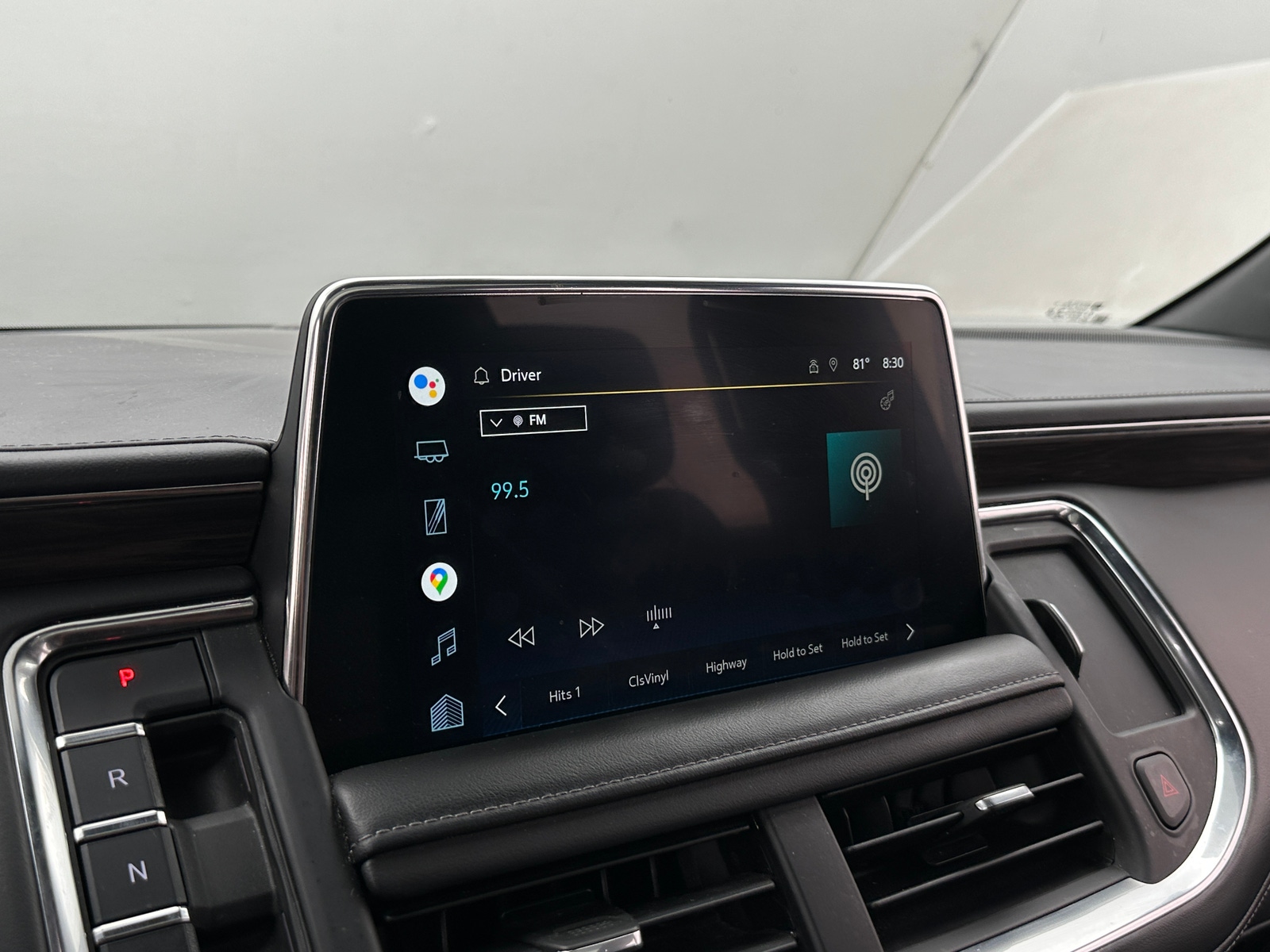 Thumbnail: 2022 Chevrolet Suburban - 3
