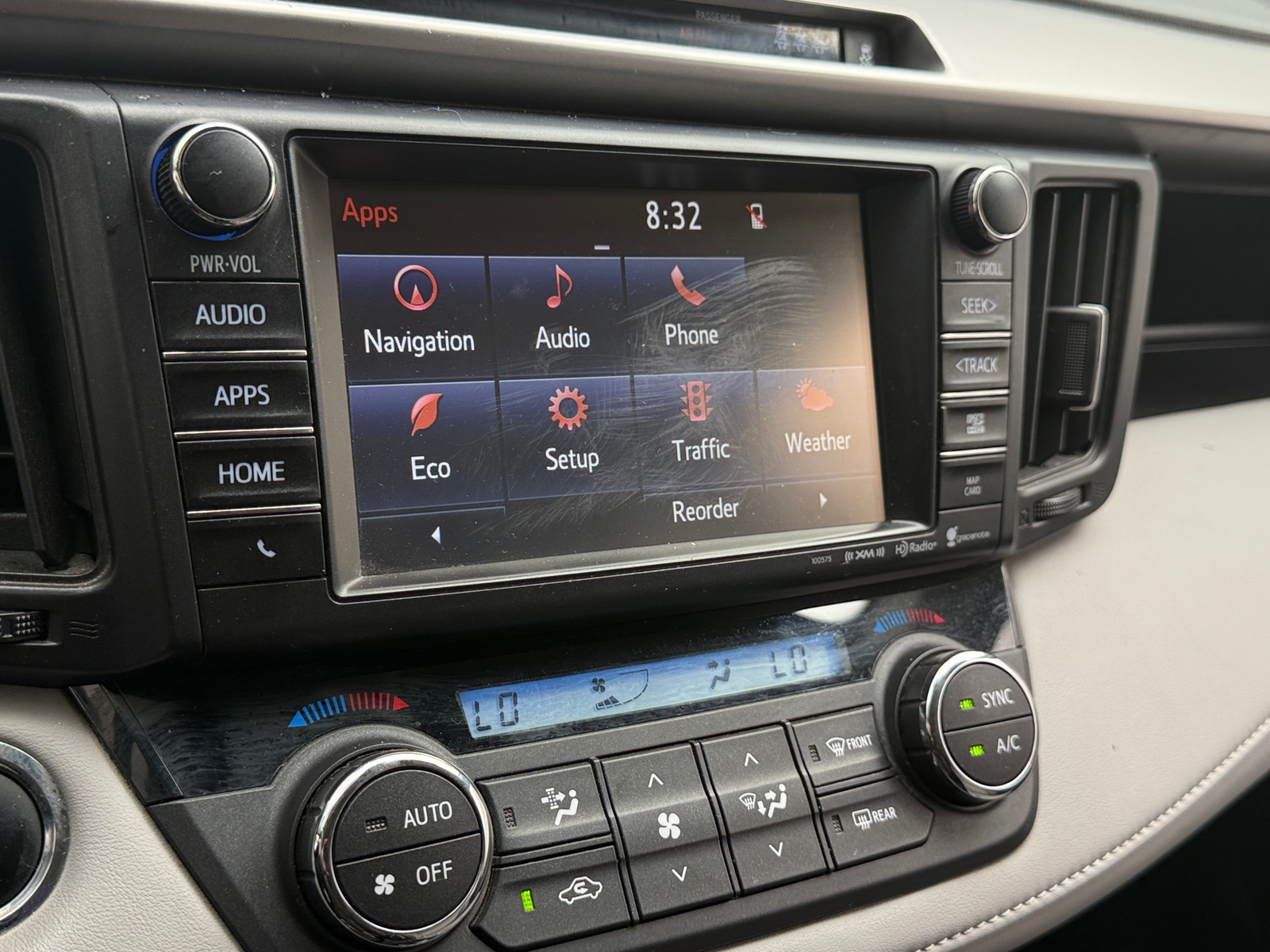 Thumbnail: 2017 Toyota RAV4 - 4