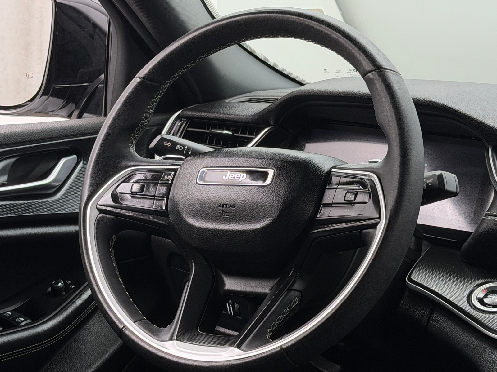 Thumbnail: 2025 Jeep Grand Cherokee L - 4