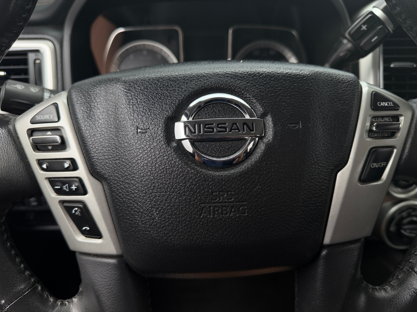 Thumbnail: 2018 Nissan Titan - 4