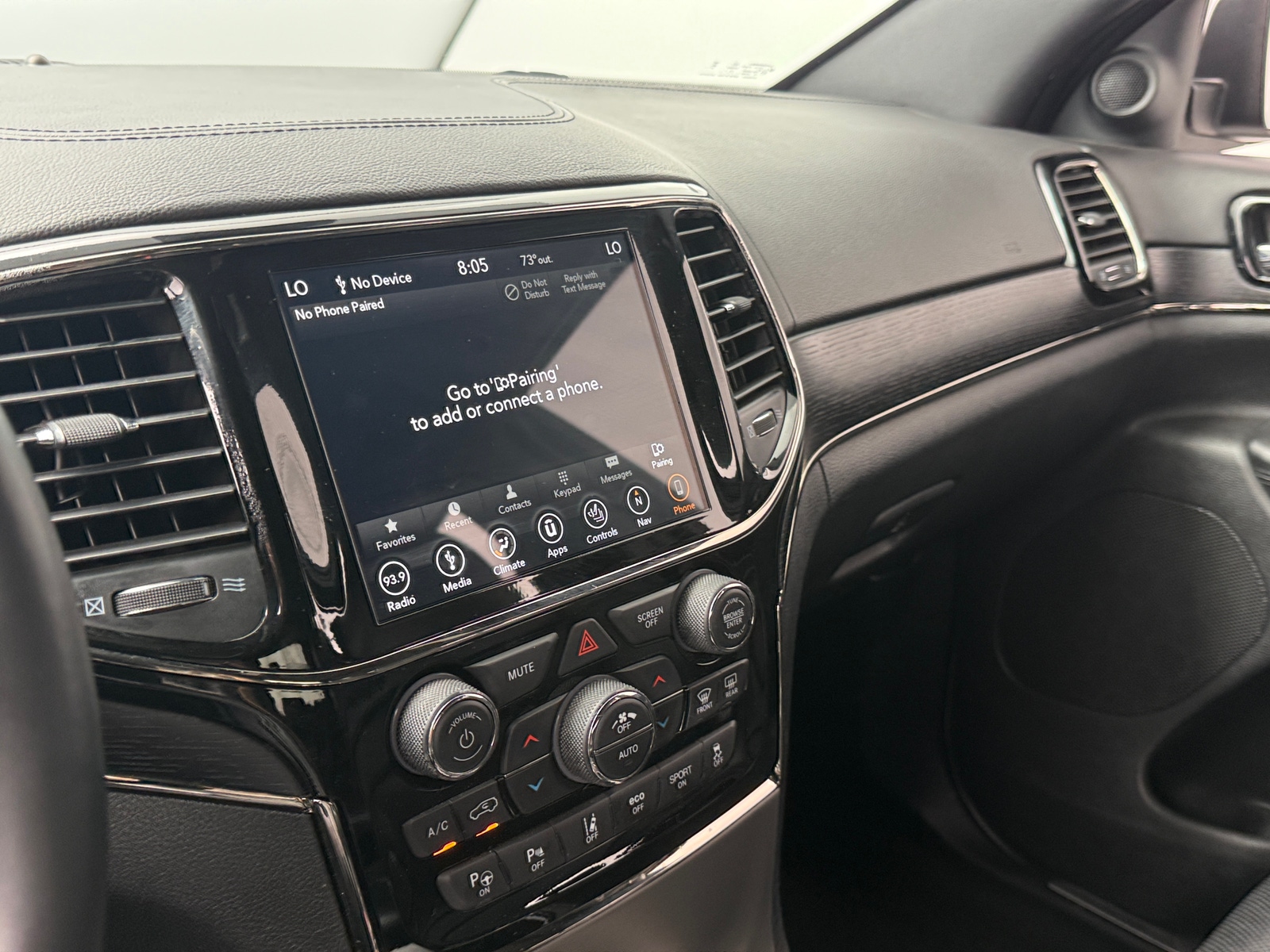 Thumbnail: 2019 Jeep Grand Cherokee - 3