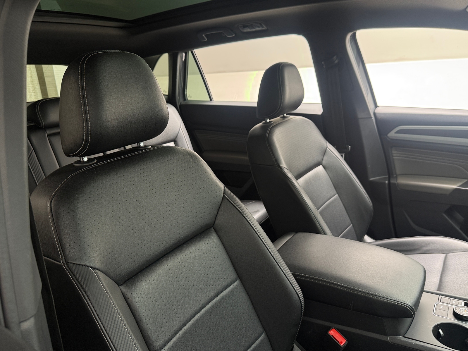 Thumbnail: 2021 Volkswagen Atlas - 2