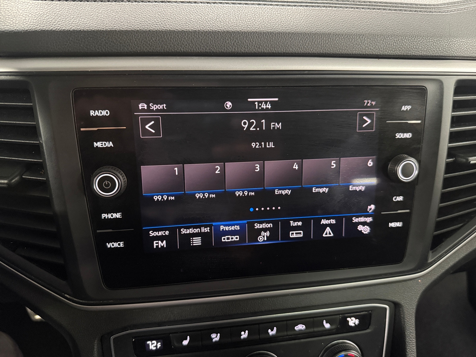 Thumbnail: 2021 Volkswagen Atlas - 4