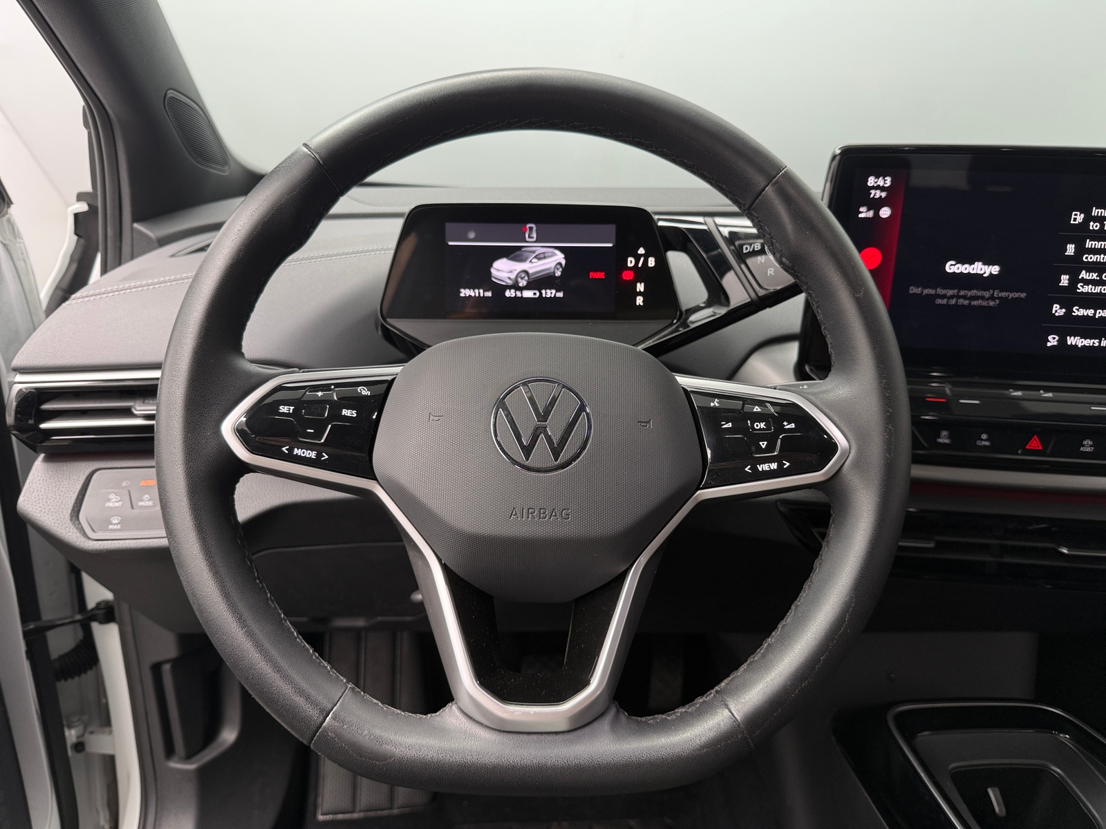 Thumbnail: 2023 Volkswagen ID.4 - 5