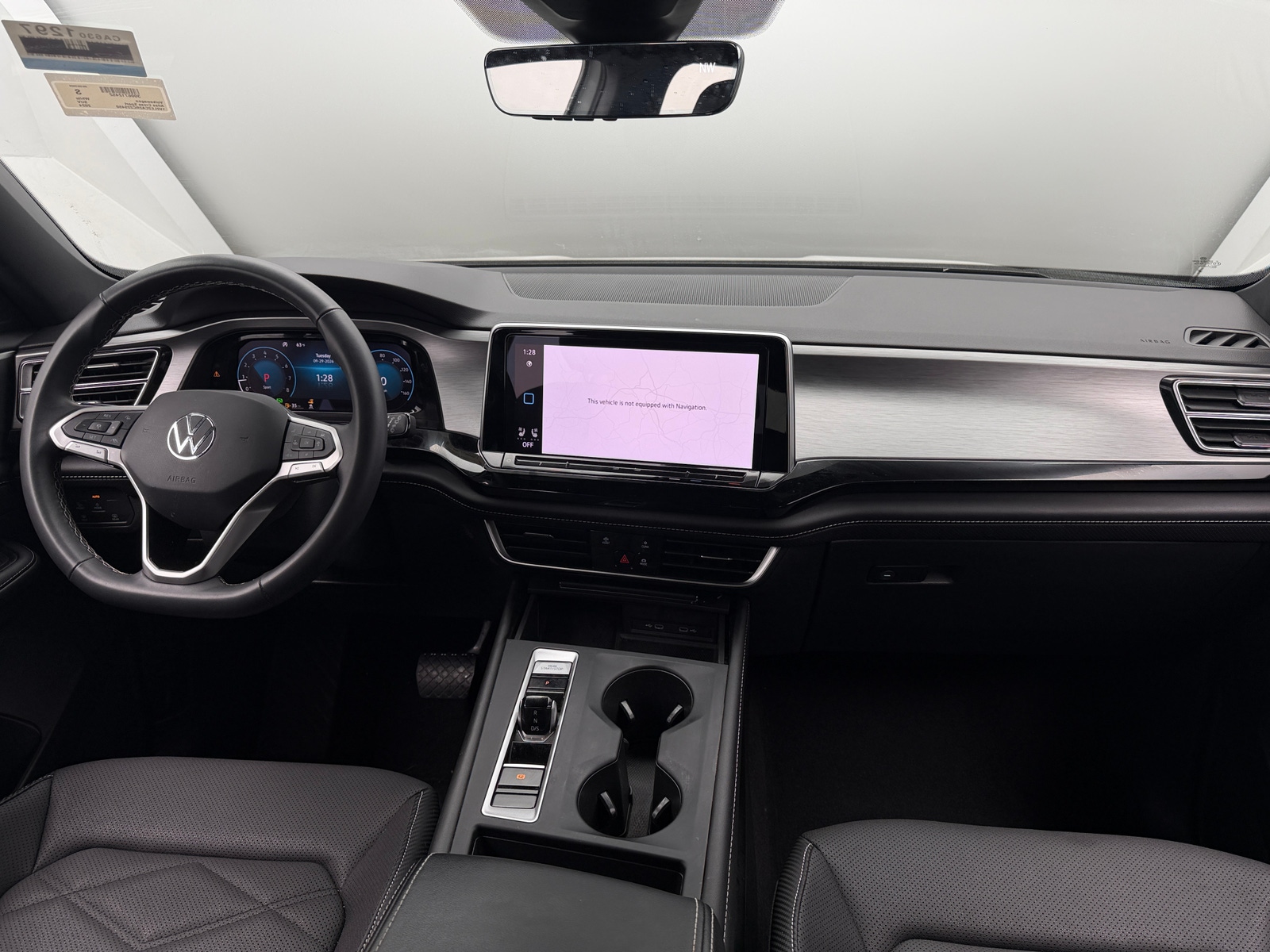 Thumbnail: 2024 Volkswagen Atlas - 3