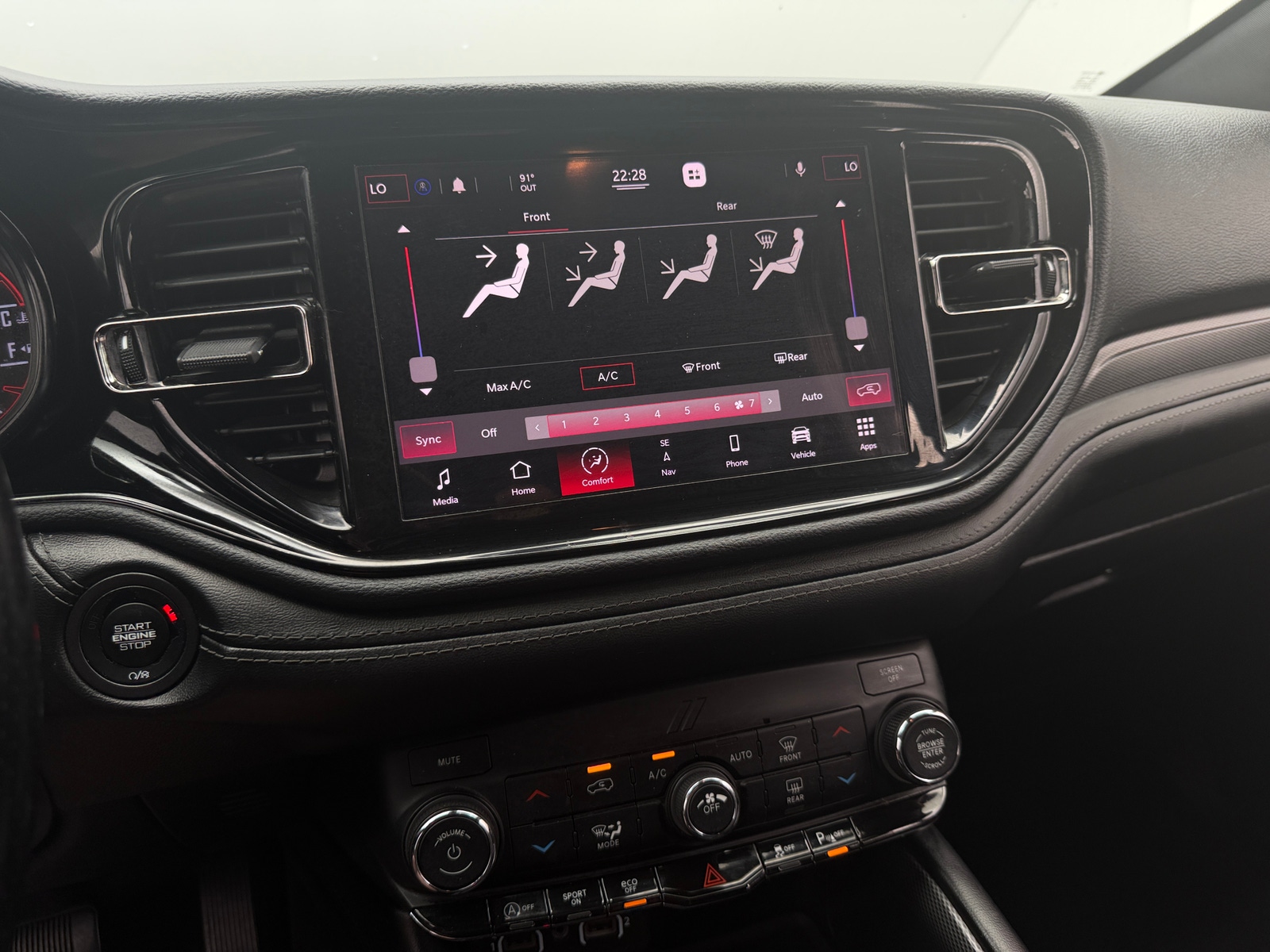 Thumbnail: 2021 Dodge Durango - 3