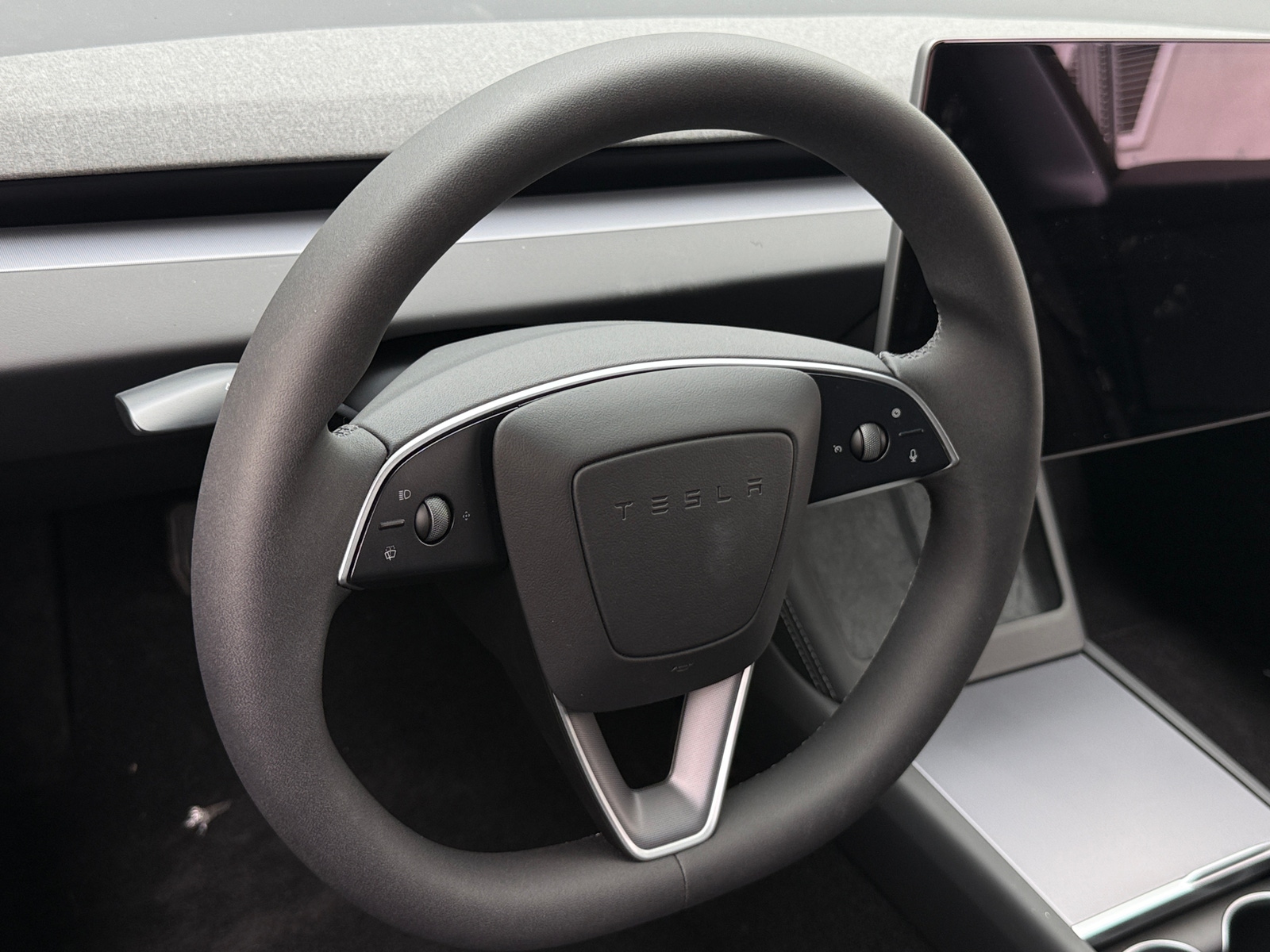 Thumbnail: 2026 Tesla Model 3 - 4