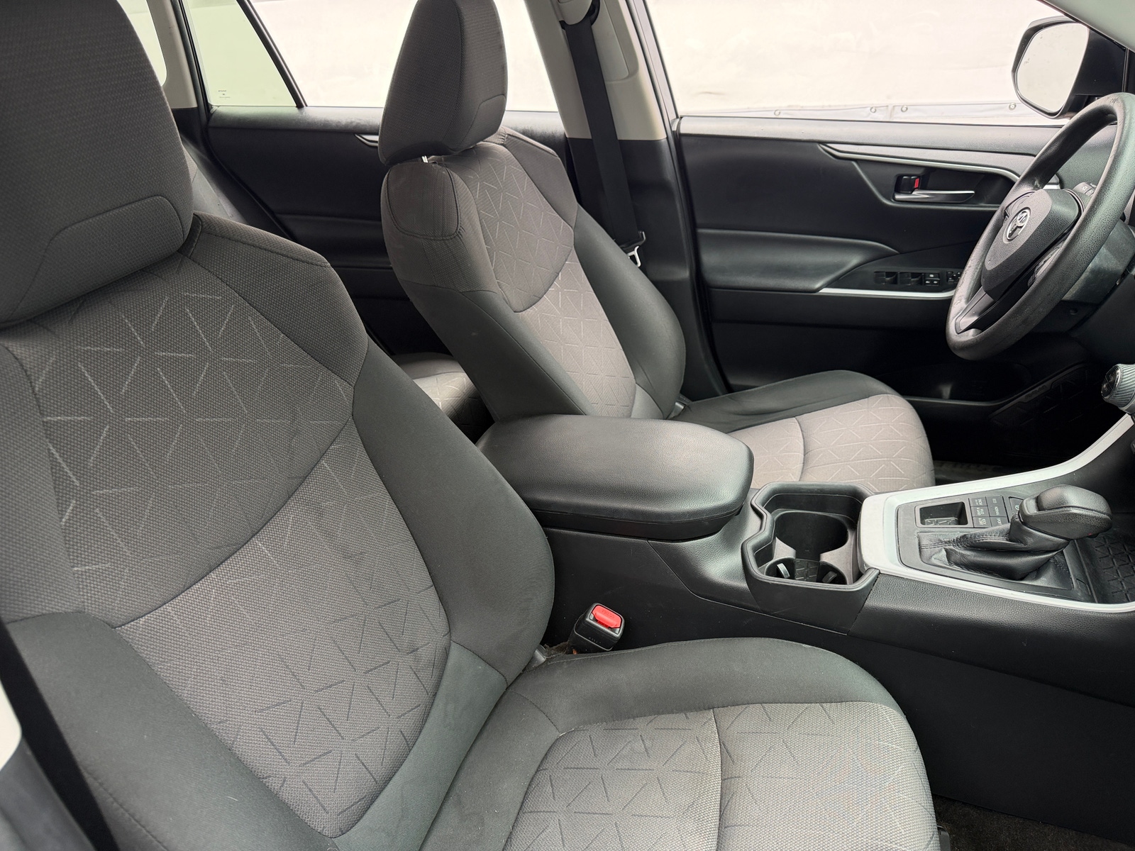 Thumbnail: 2019 Toyota RAV4 - 2