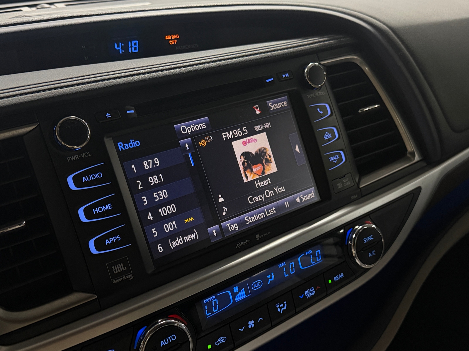 Thumbnail: 2014 Toyota Highlander - 4