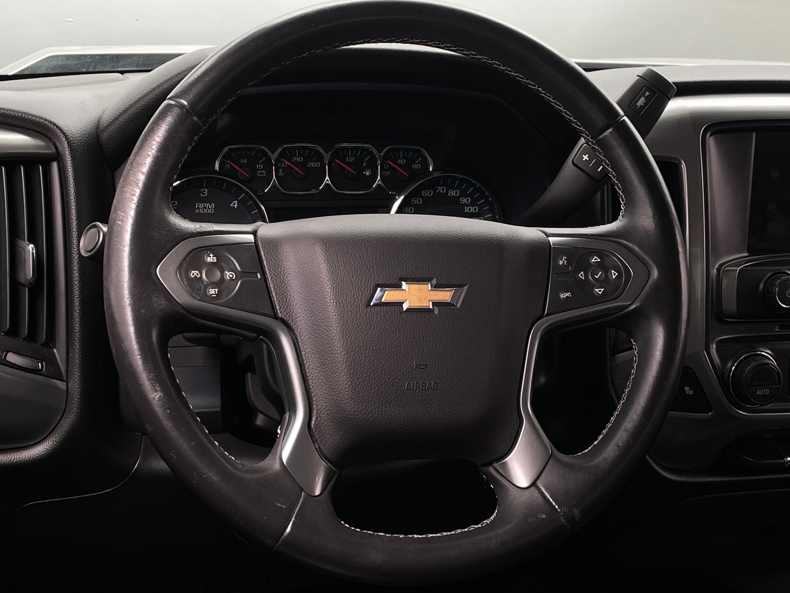 Thumbnail: 2017 Chevrolet Silverado 1500 - 5