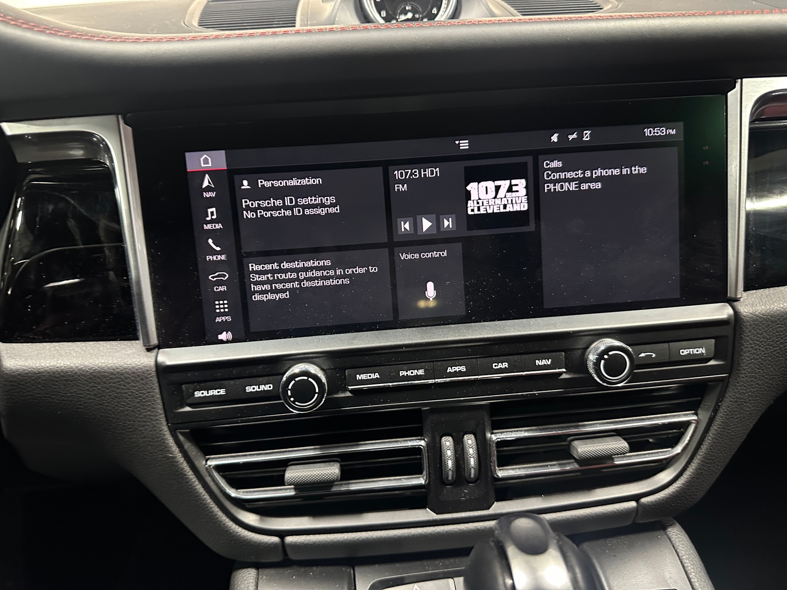 Thumbnail: 2019 Porsche Macan - 3