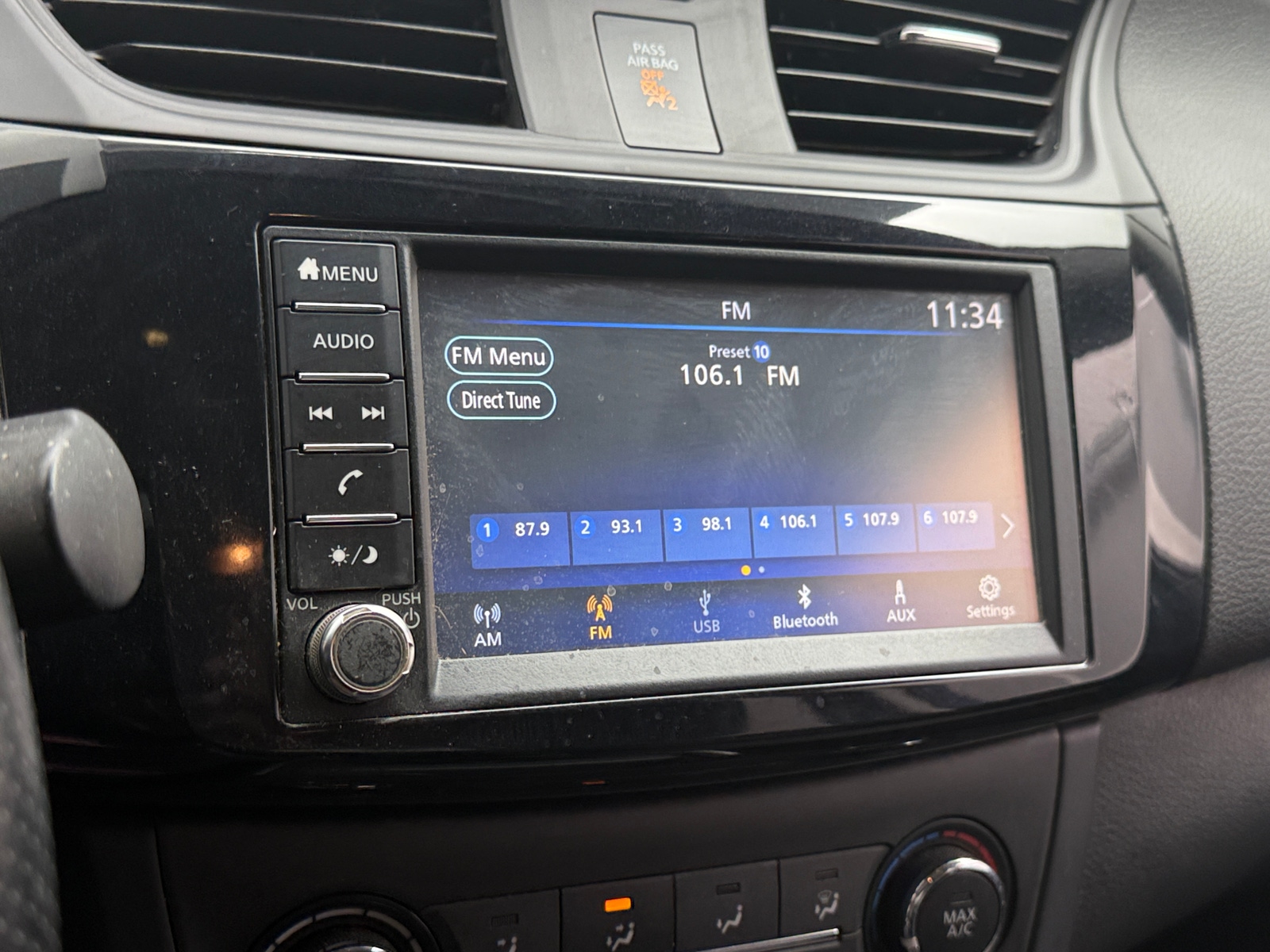 Thumbnail: 2019 Nissan Sentra - 4