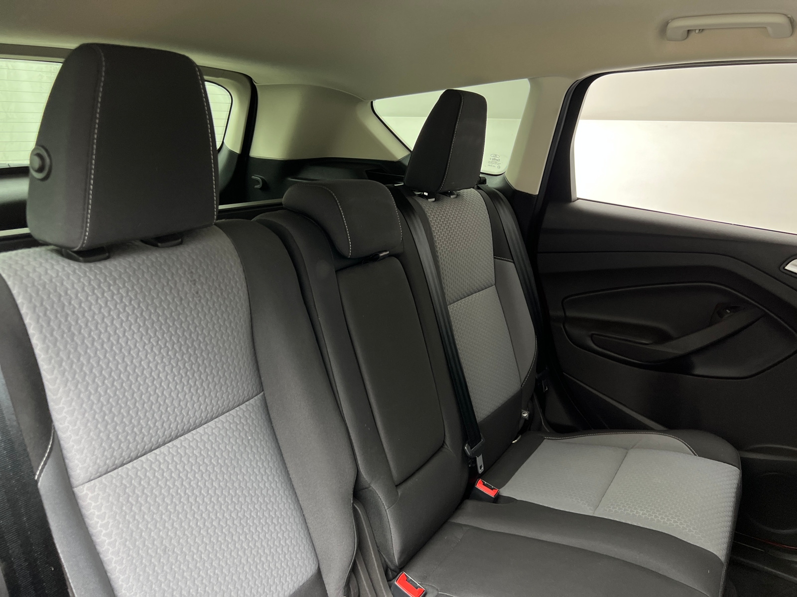 Thumbnail: 2017 Ford Escape - 6