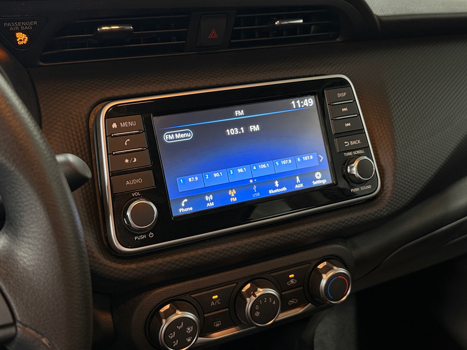 Thumbnail: 2025 Nissan Kicks - 4
