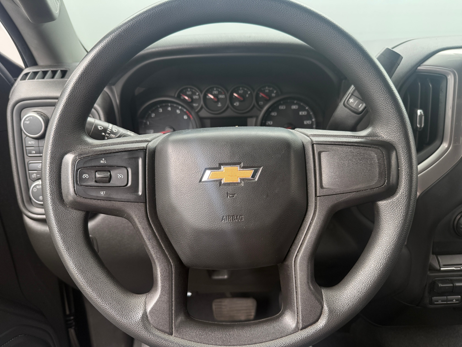Thumbnail: 2021 Chevrolet Silverado 1500 - 5