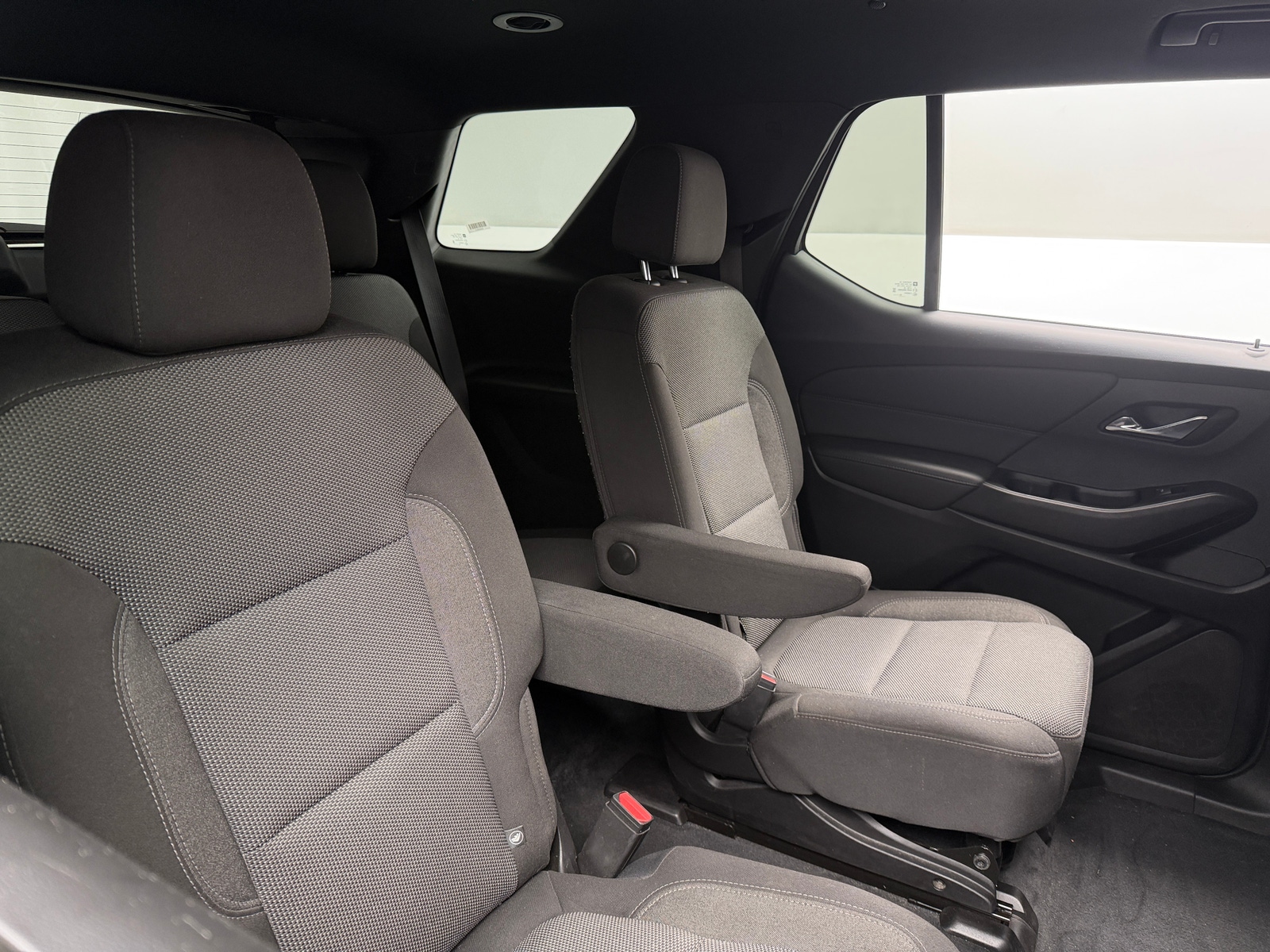 Thumbnail: 2023 Chevrolet Traverse - 6