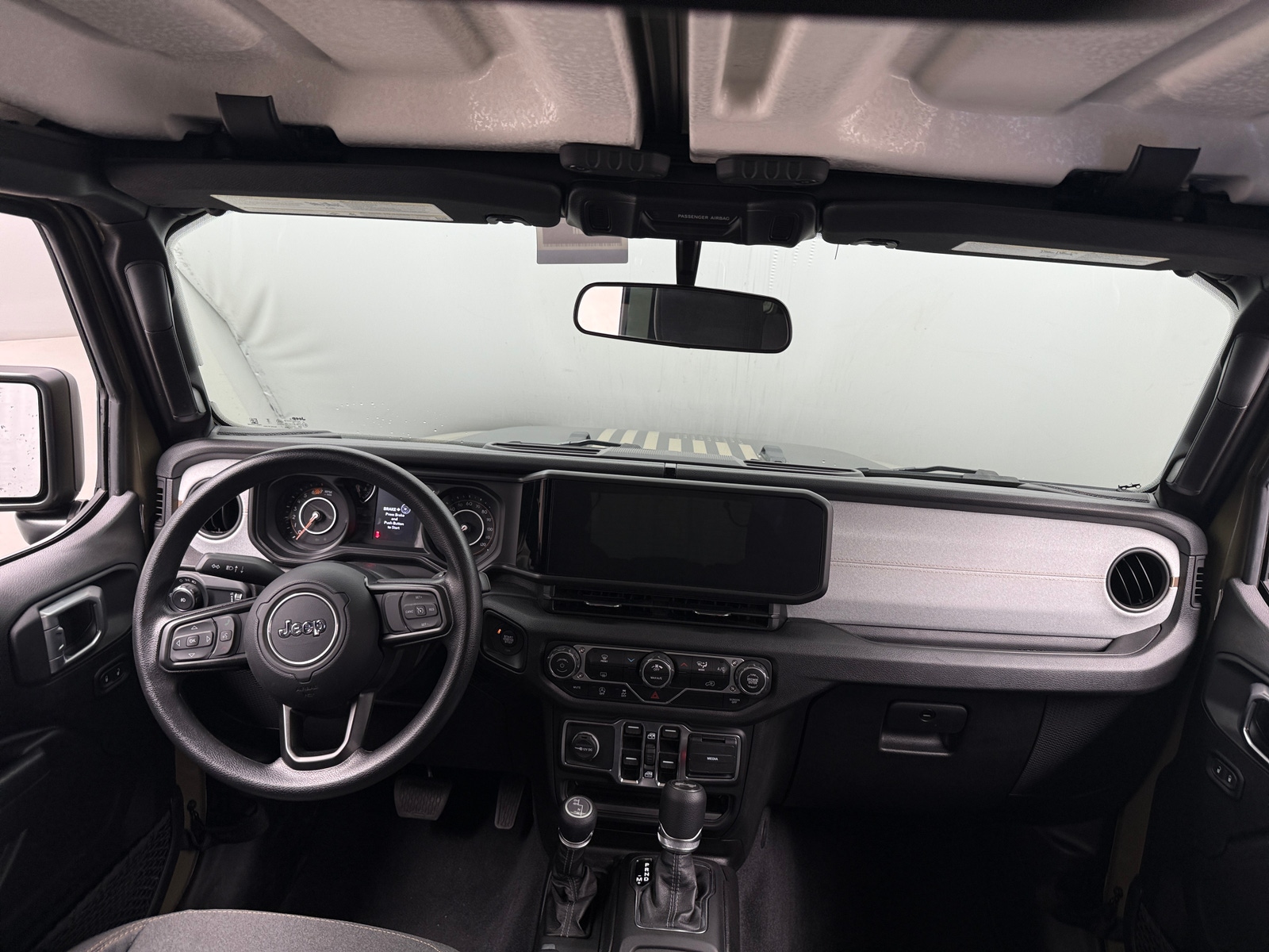 Thumbnail: 2025 Jeep Wrangler - 3