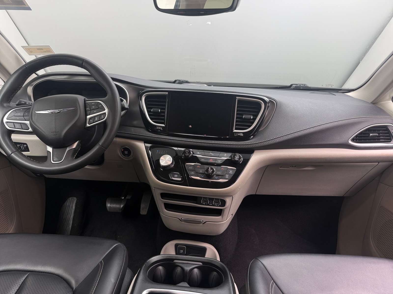 Thumbnail: 2024 Chrysler Pacifica - 2