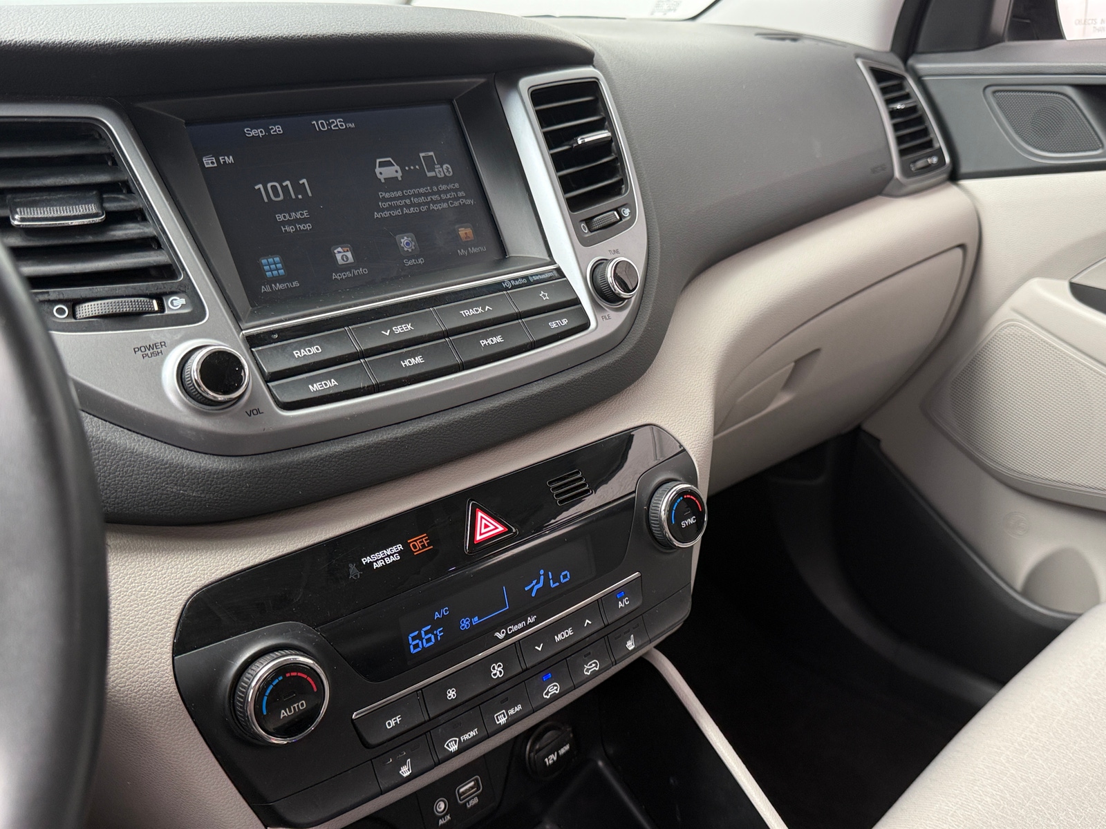Thumbnail: 2018 Hyundai Tucson - 4